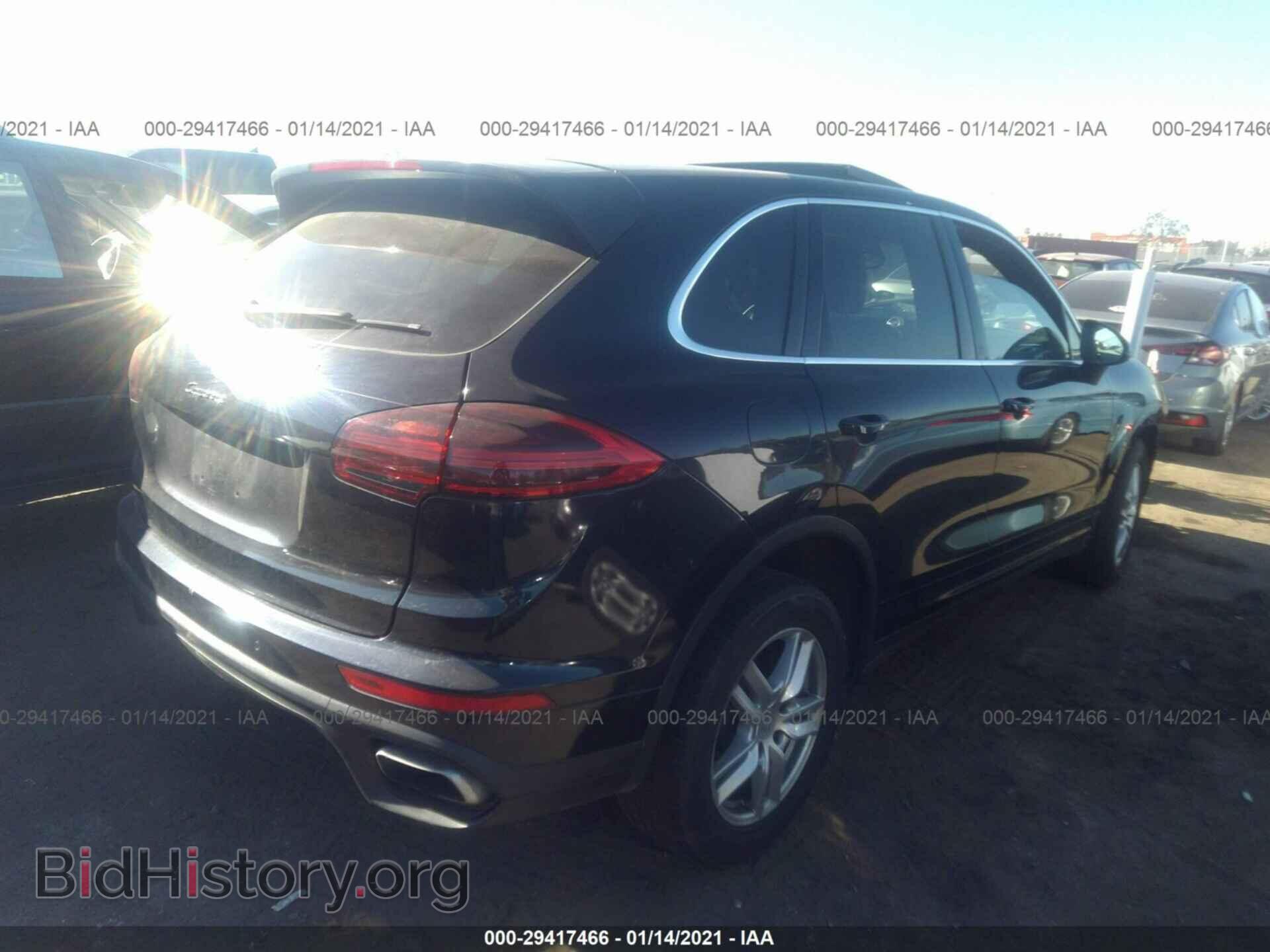 2016 PORSCHE CAYENNE - VIN: WP1AA2A28GLA08898 - Photo 4