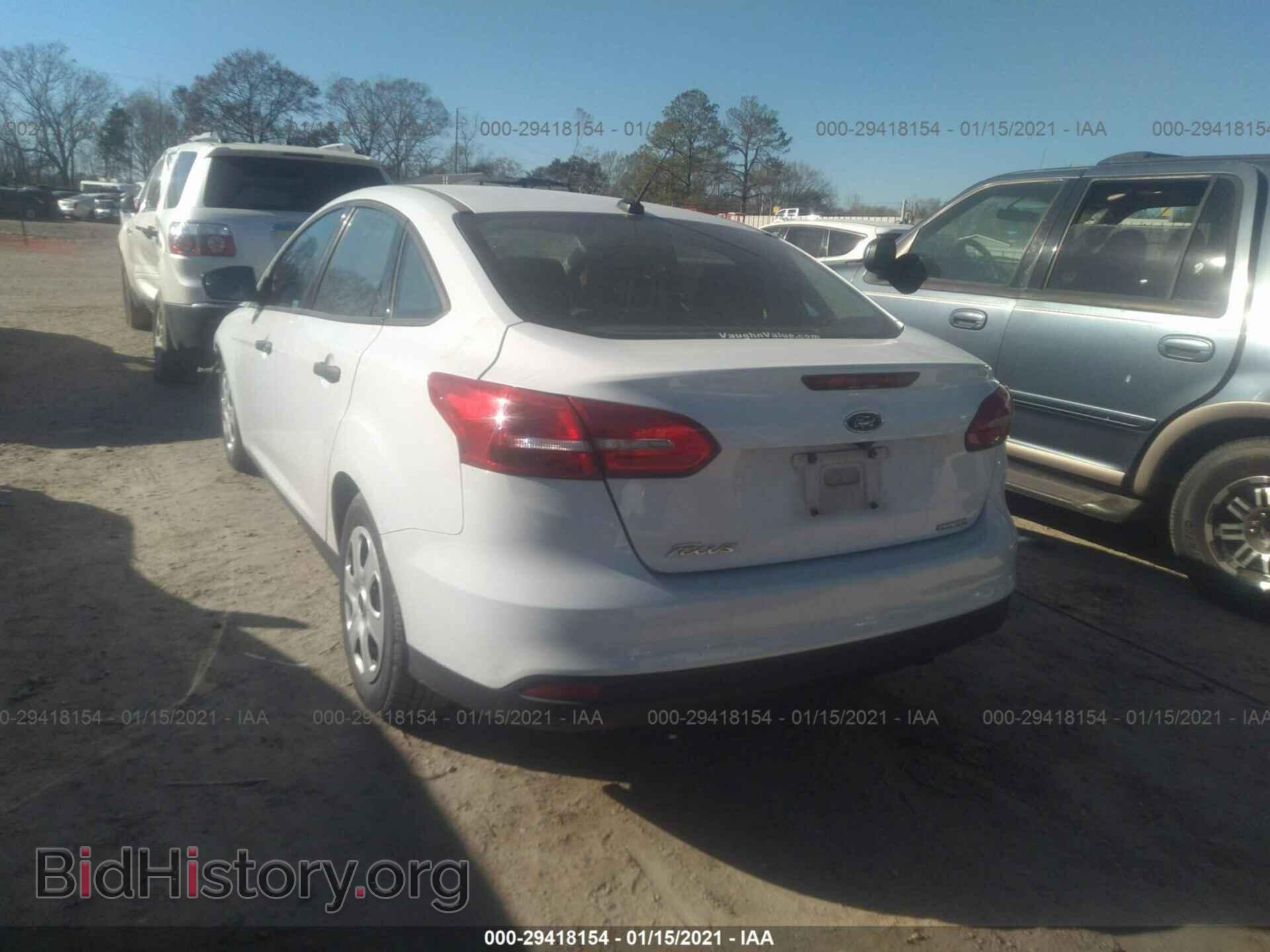 2016 FORD FOCUS - VIN: 1FADP3E29GL328041 - Фото 3