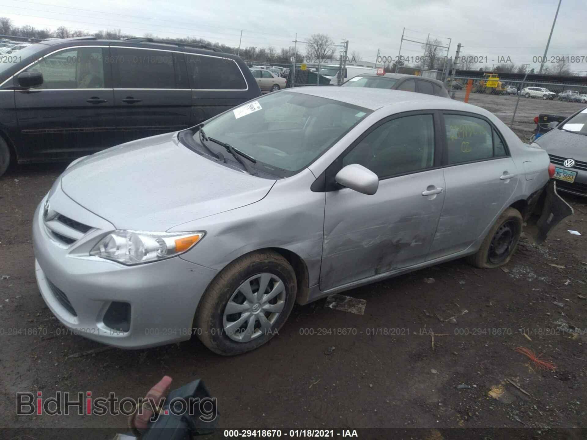2011 TOYOTA COROLLA - VIN: 2T1BU4EEXBC708516 - Фото 2