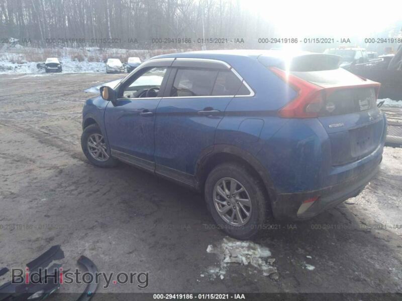 2018 Mitsubishi ECLIPSE CROSS (VIN JA4AT3AA6JZ065656) — photo 3 of 15