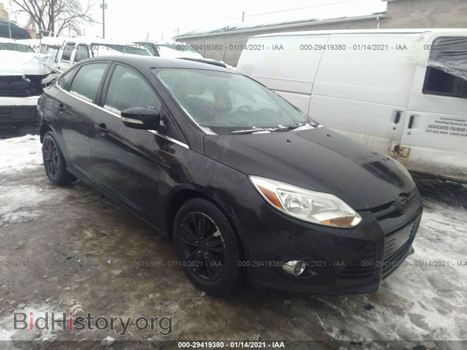Photo 1FAHP3H26CL457880 - FORD FOCUS 2012