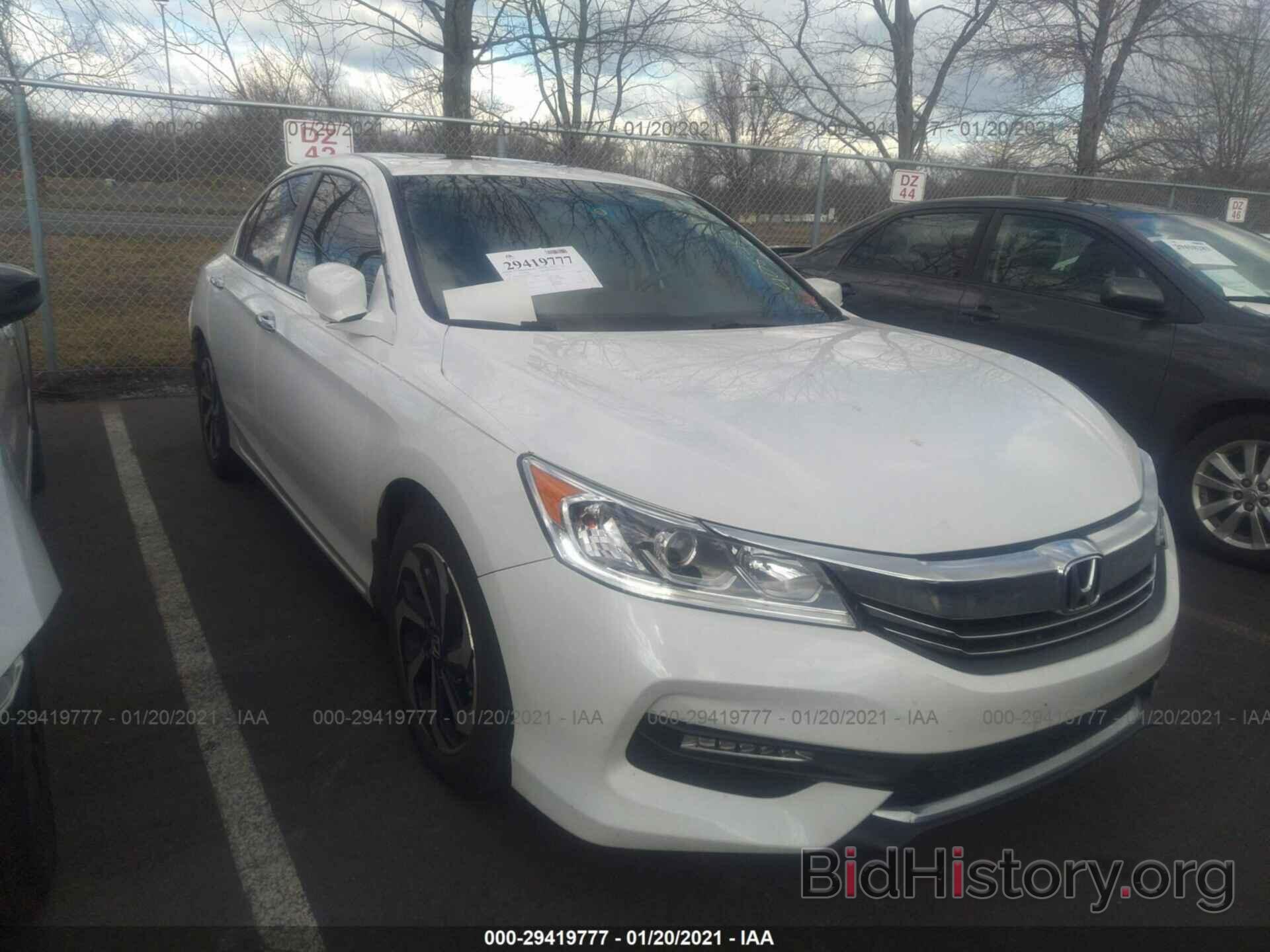 Фотография 1HGCR2F8XGA161523 - HONDA ACCORD SEDAN 2016