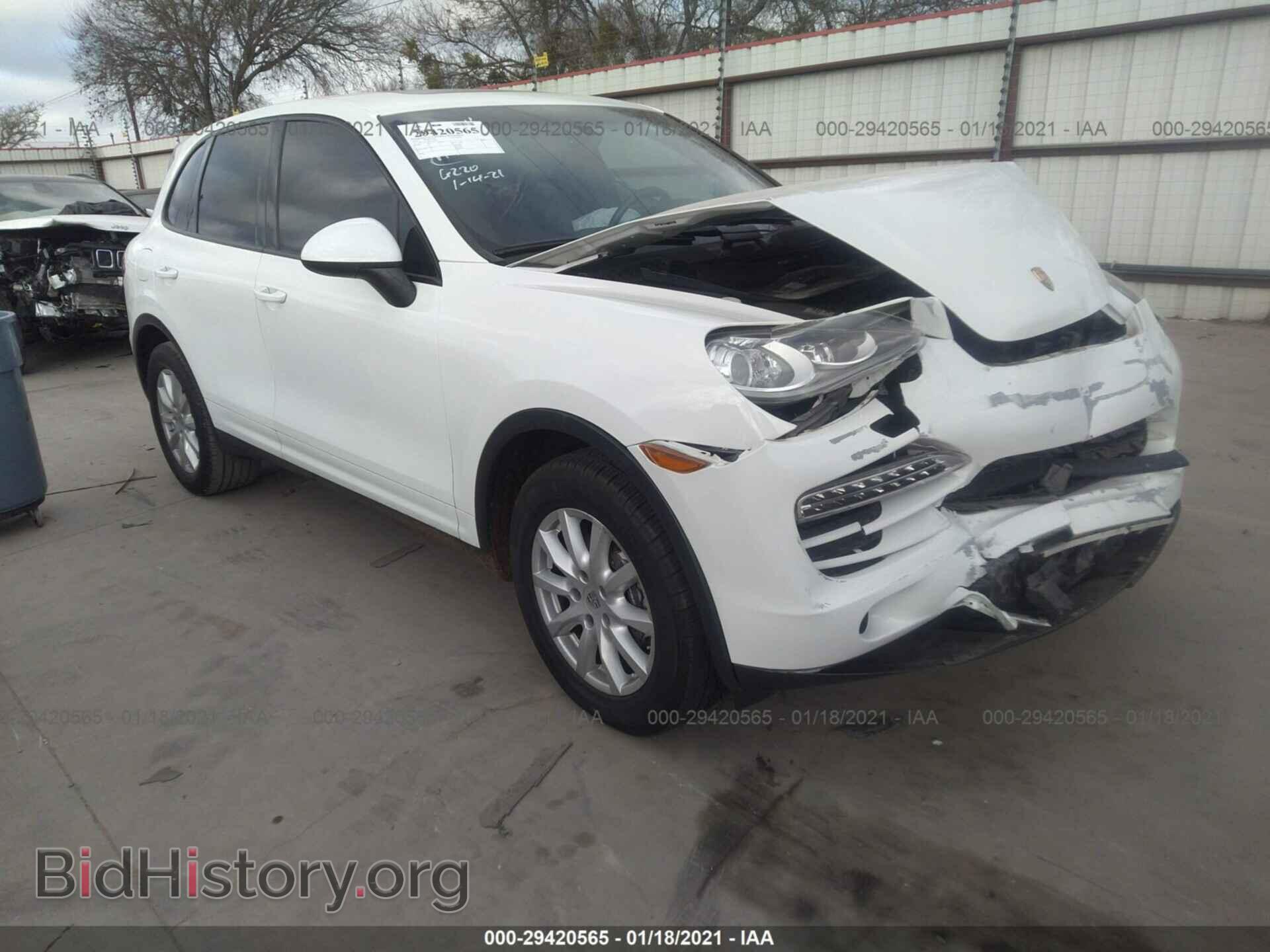 Фотография WP1AA2A28CLA12475 - PORSCHE CAYENNE 2012