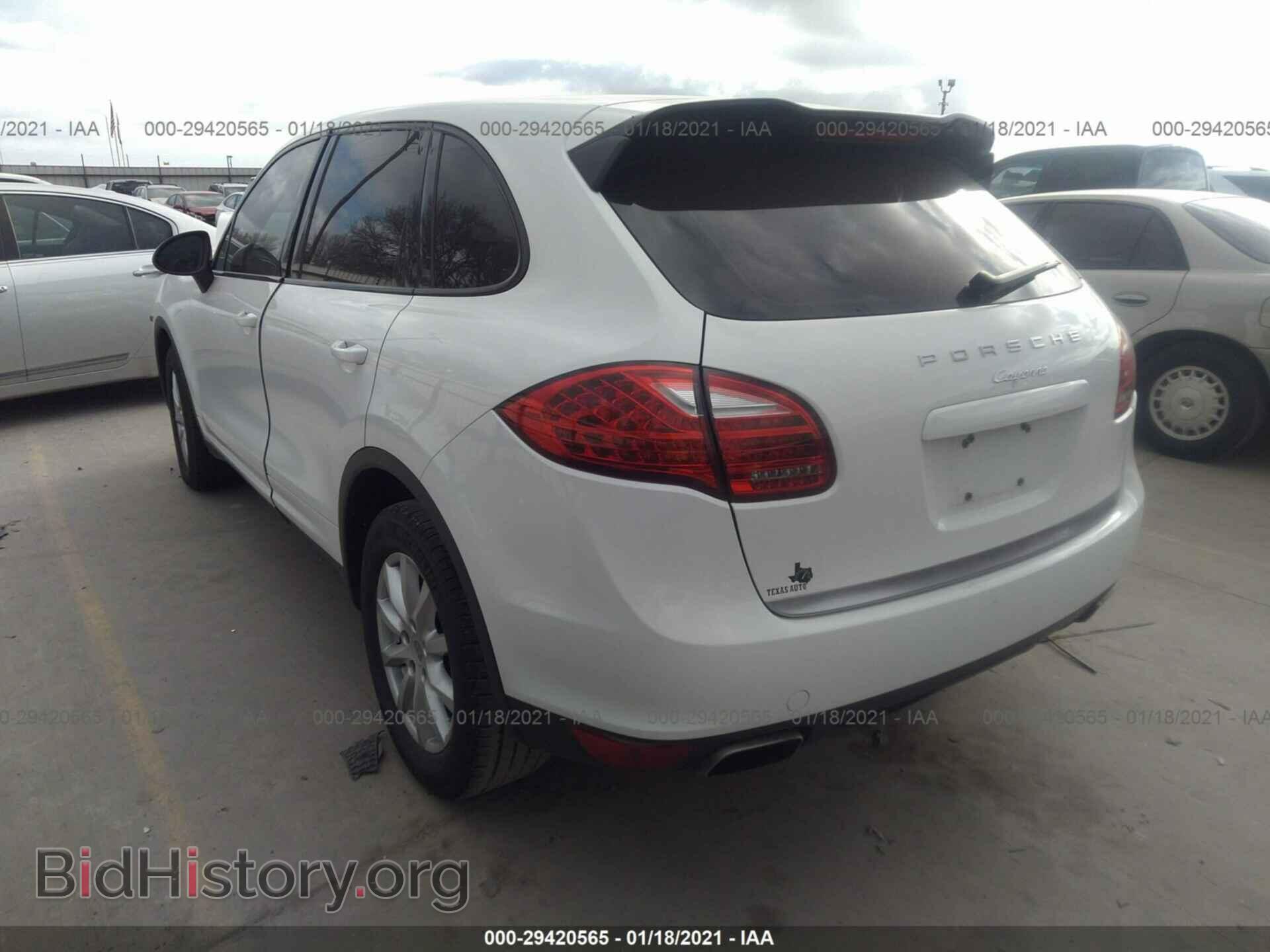 2012 PORSCHE CAYENNE - VIN: WP1AA2A28CLA12475 - Фото 3
