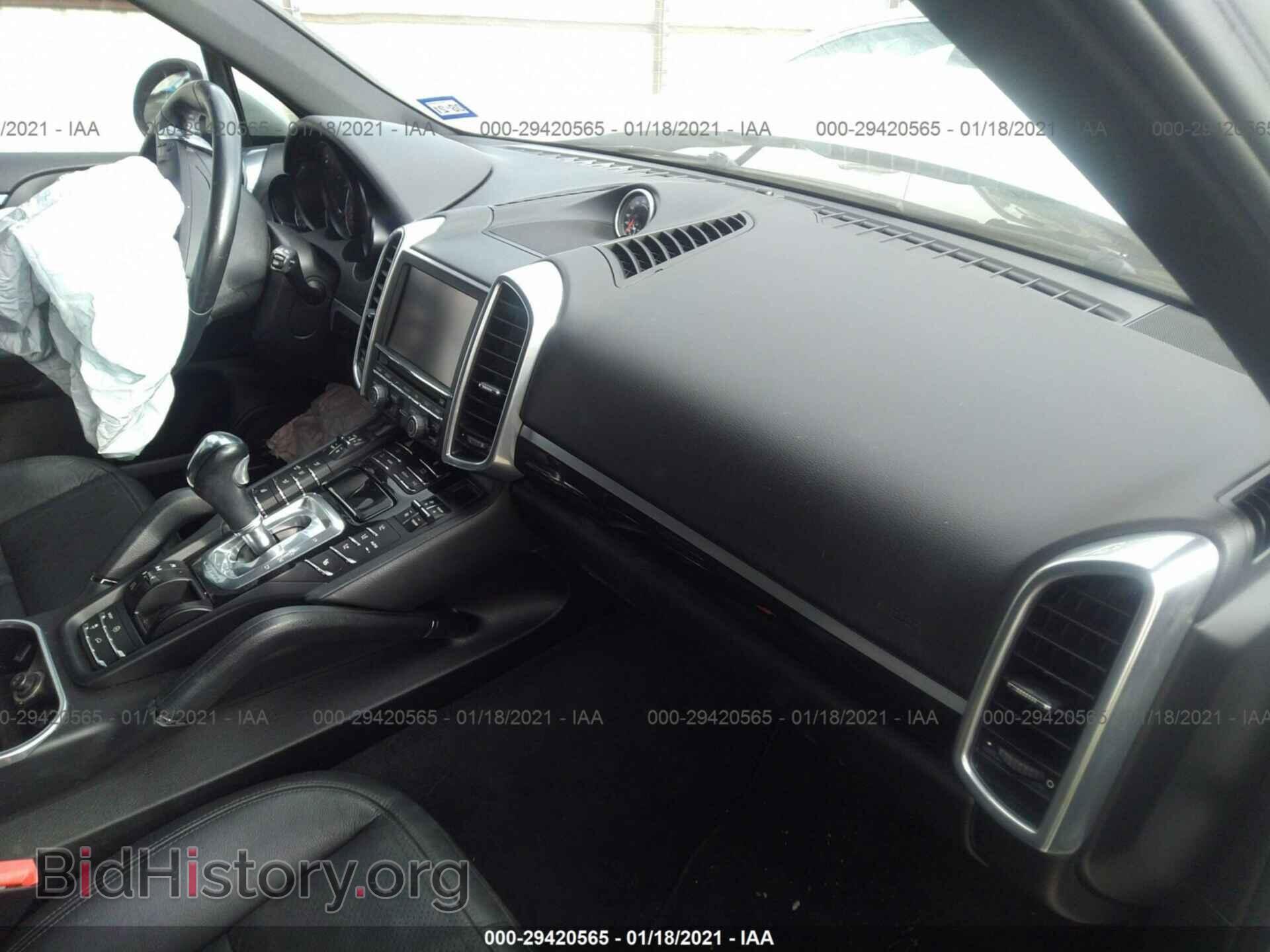 2012 PORSCHE CAYENNE - VIN: WP1AA2A28CLA12475 - Фото 5