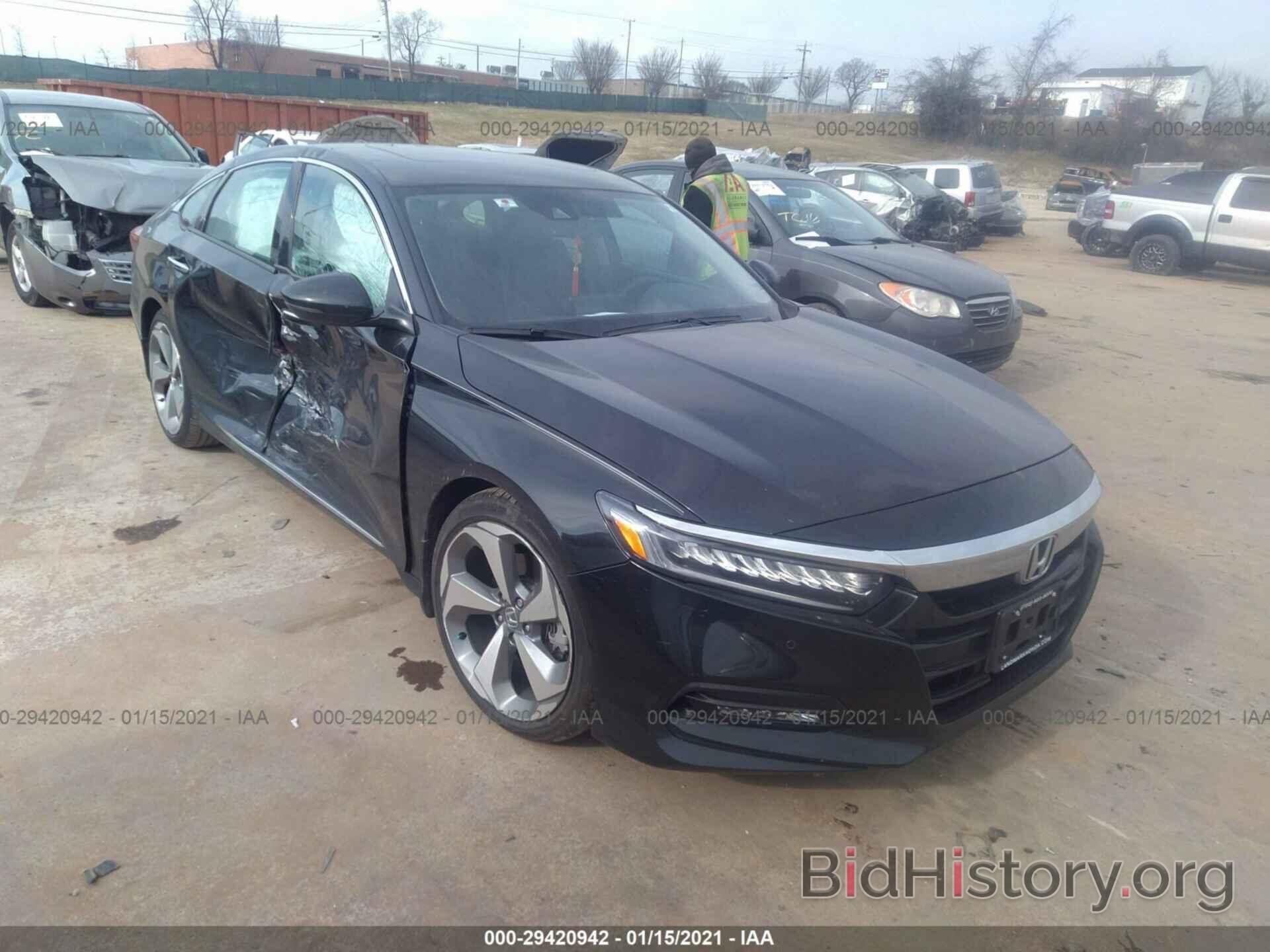 Фотография 1HGCV1F98JA149036 - HONDA ACCORD SEDAN 2018