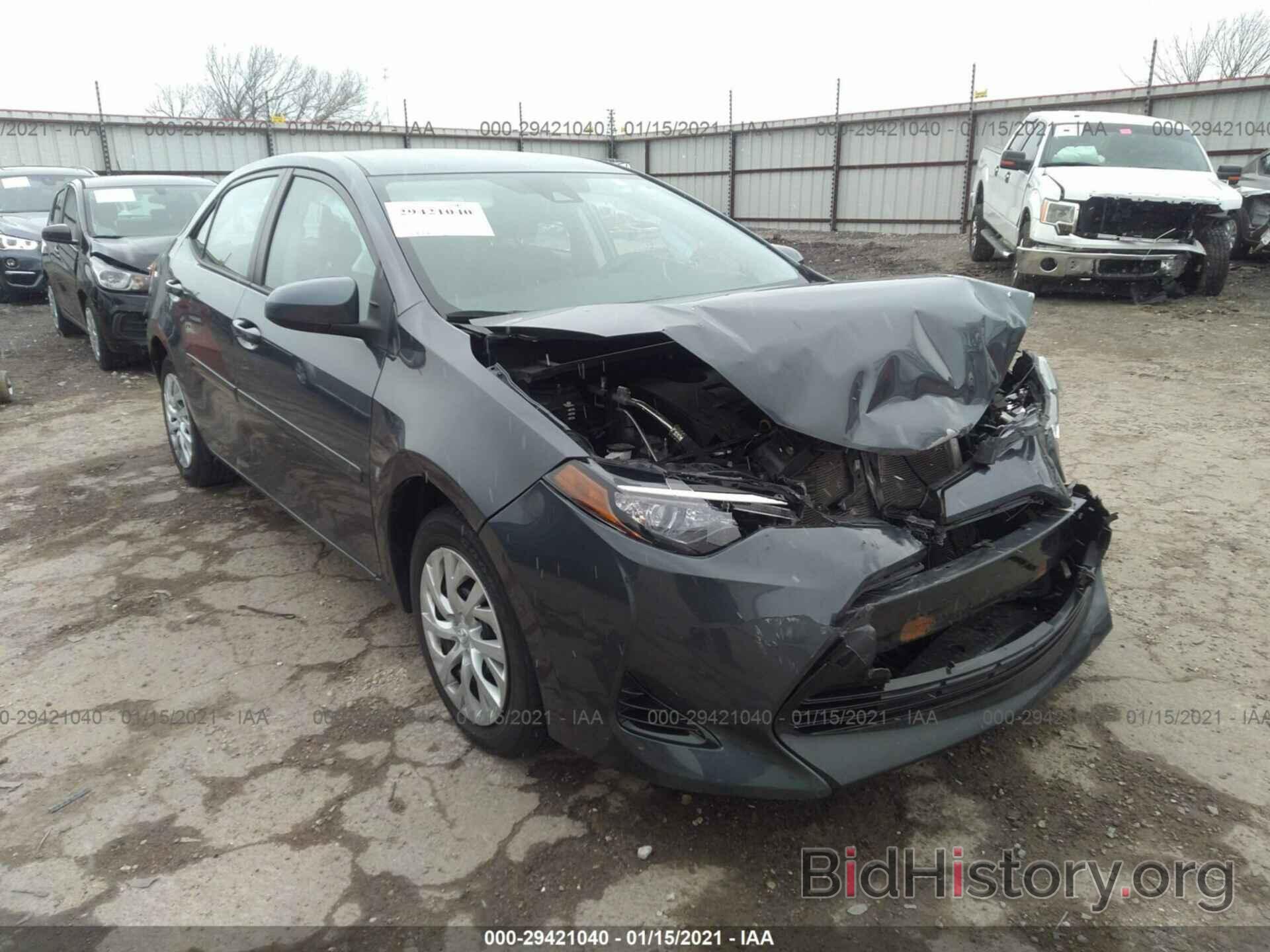 Photo 5YFBURHE4HP604539 - TOYOTA COROLLA 2017