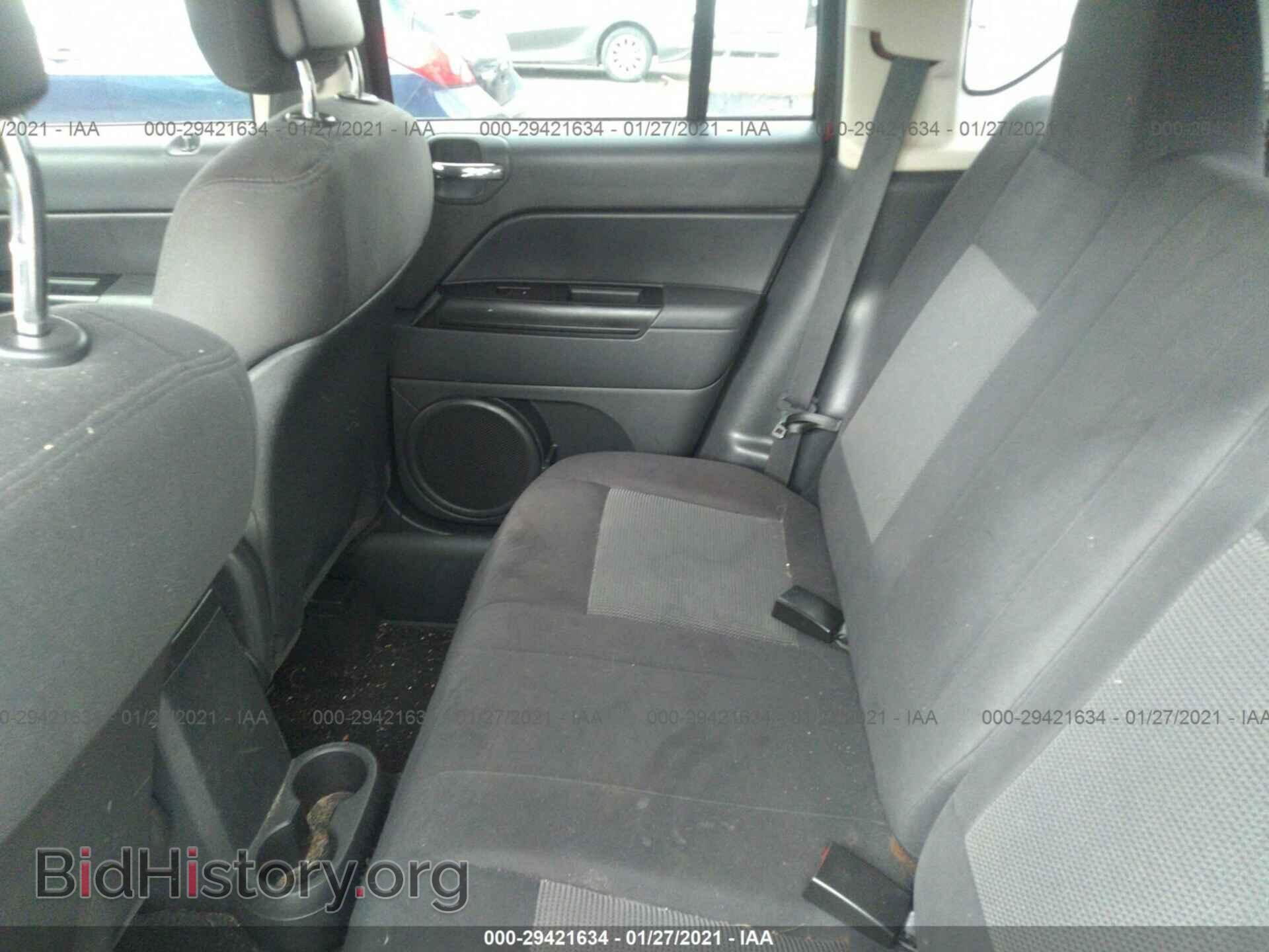 2011 JEEP COMPASS - VIN: 1J4NF1FB0BD193873 - Photo 8