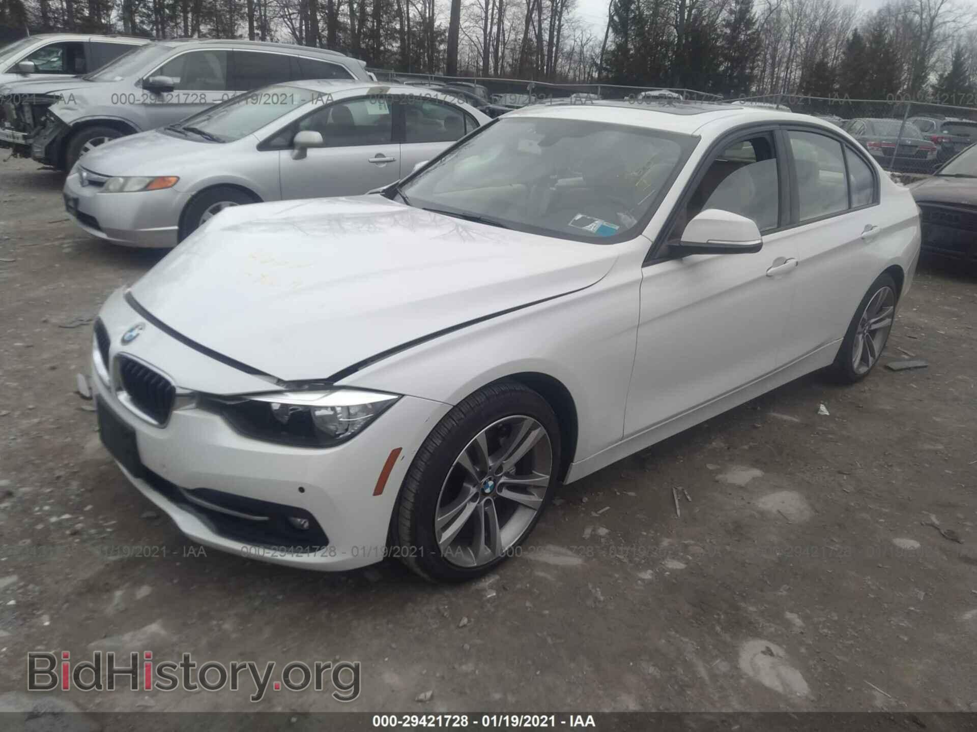 2016 BMW 3 SERIES - VIN: WBA8E3G5XGNU05476 - Фото 2