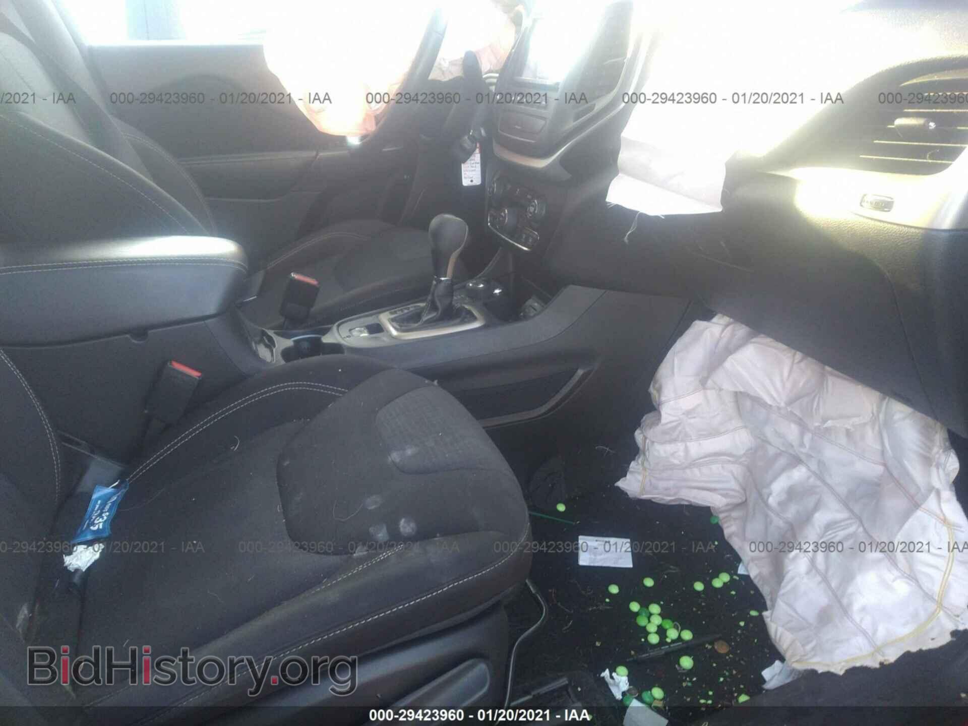2015 JEEP CHEROKEE - VIN: 1C4PJMCB1FW655077 - Фото 5