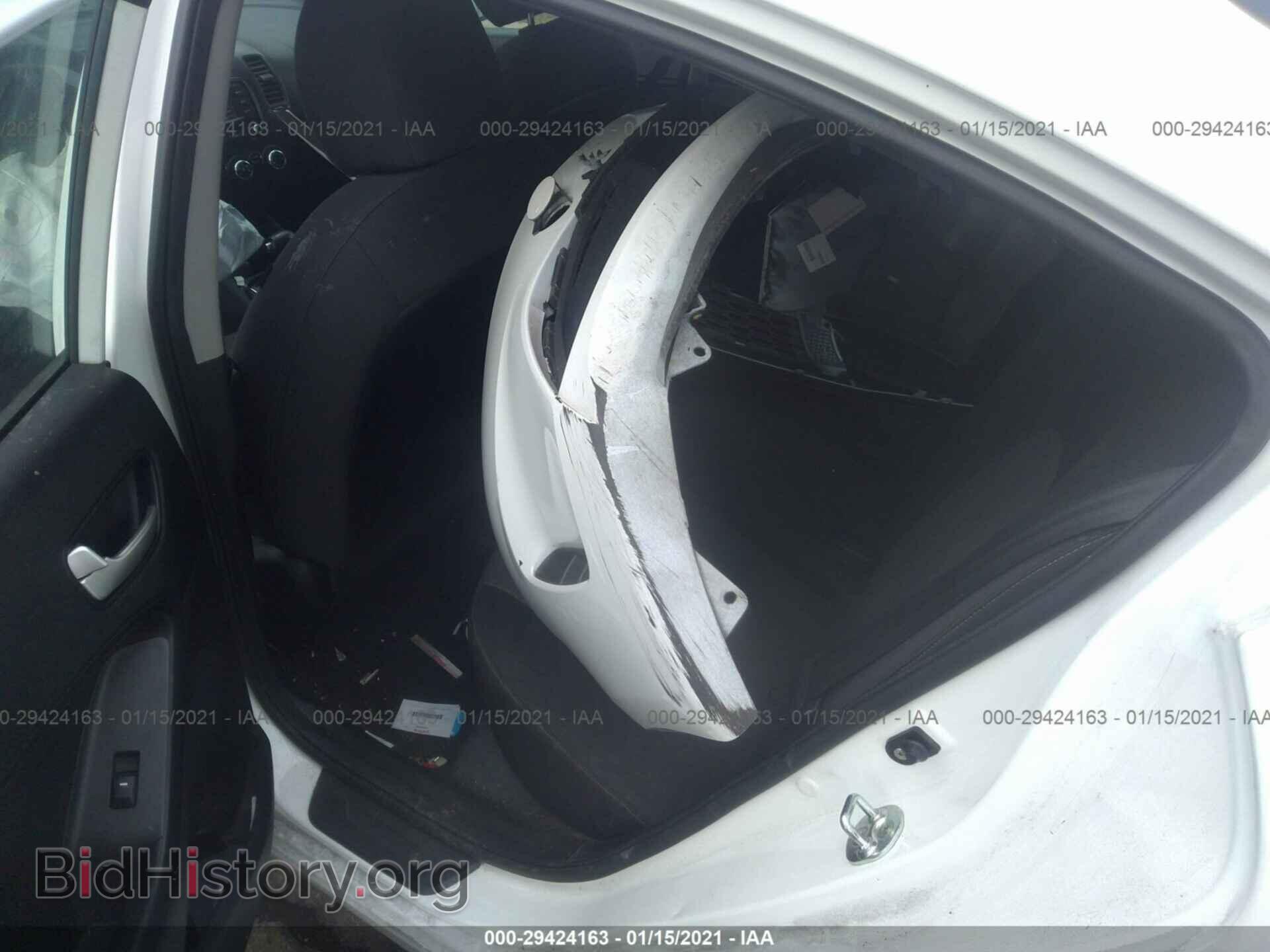 2017 KIA FORTE - VIN: 3KPFL4A76HE012399 - Photo 8