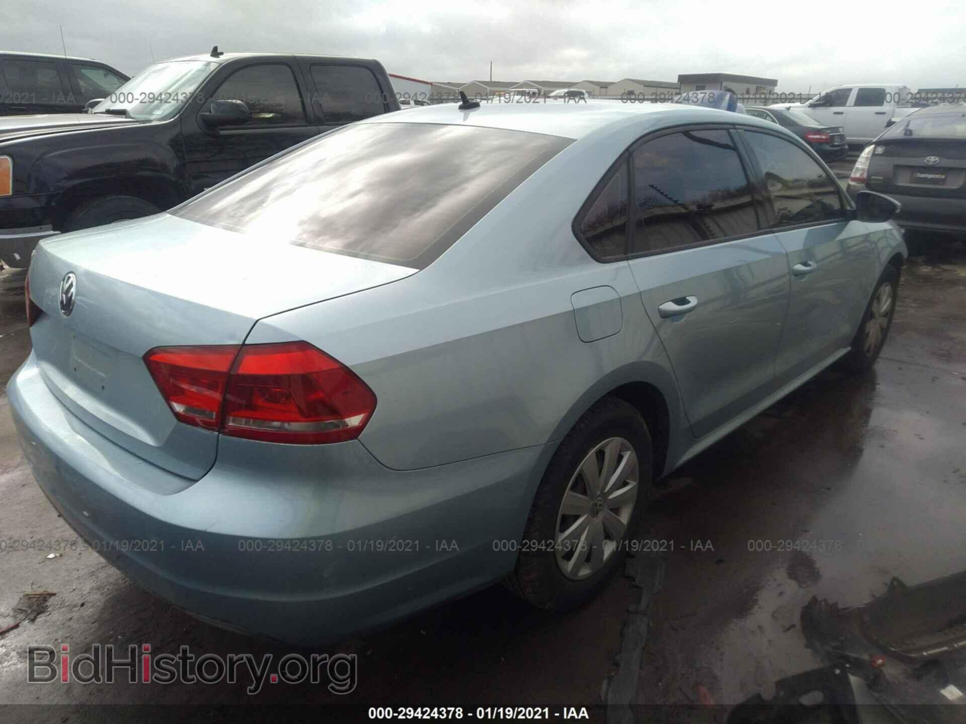 2012 VOLKSWAGEN PASSAT - VIN: 1VWAP7A39CC090136 - Фото 4
