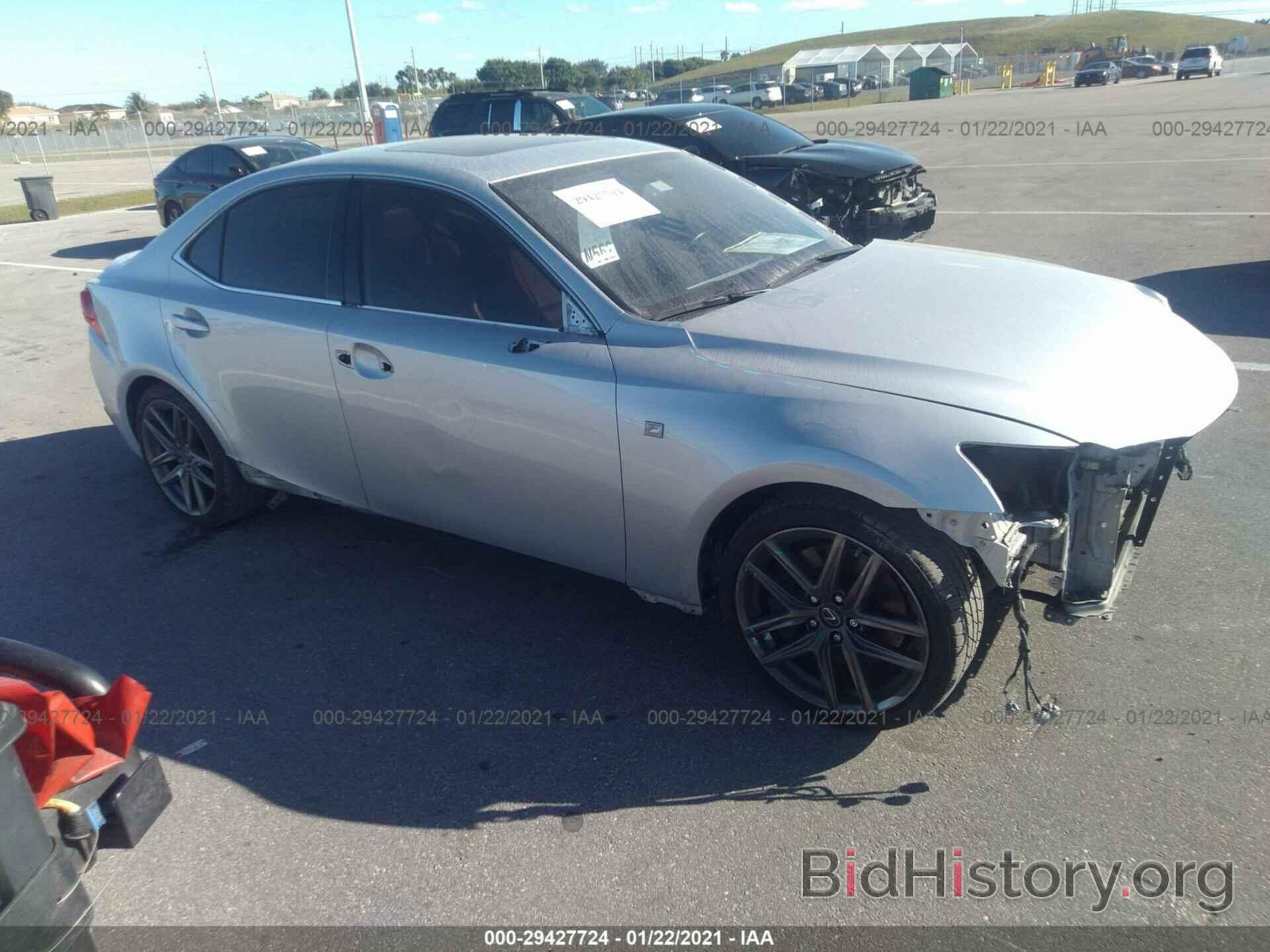 Photo JTHCM1D27G5011964 - LEXUS IS 300 2016