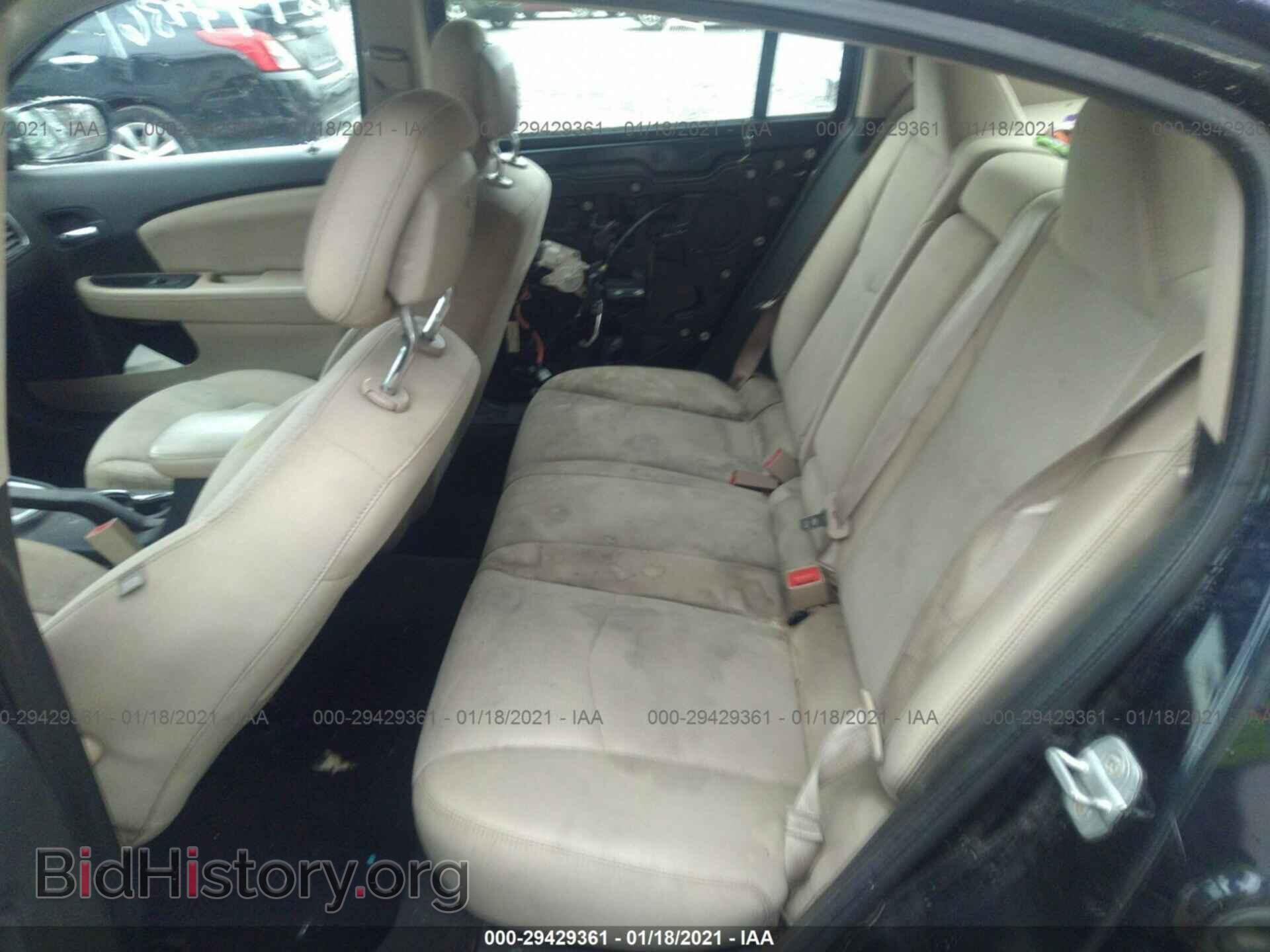 2011 CHRYSLER 200 - VIN: 1C3BC1FB5BN576336 - Photo 8