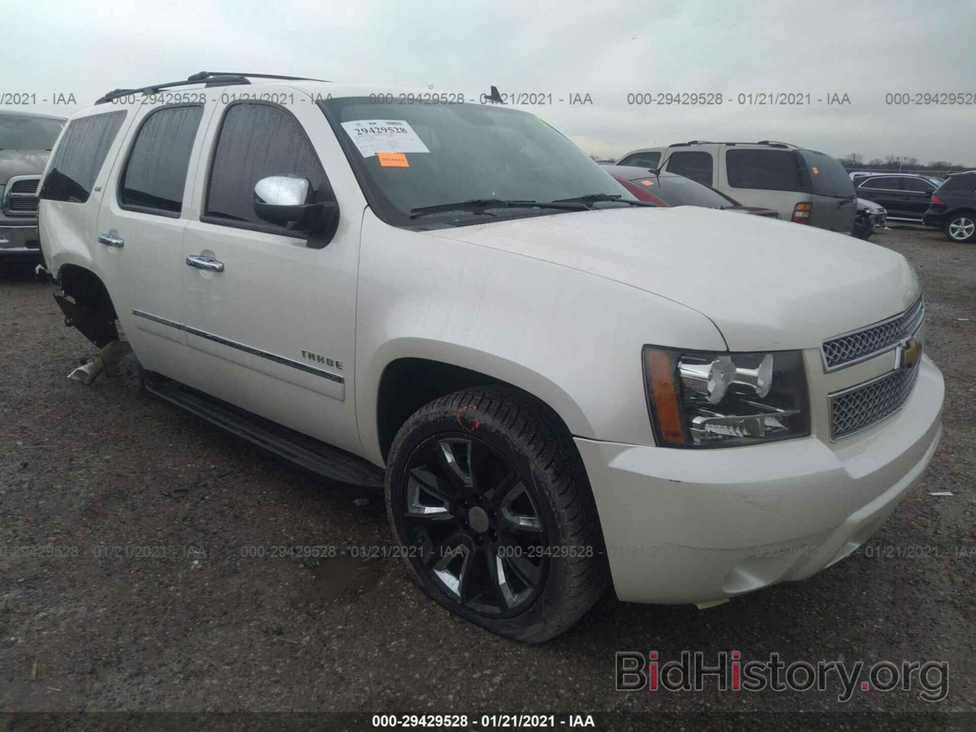 Photo 1GNSCCE0XDR247903 - CHEVROLET TAHOE 2013