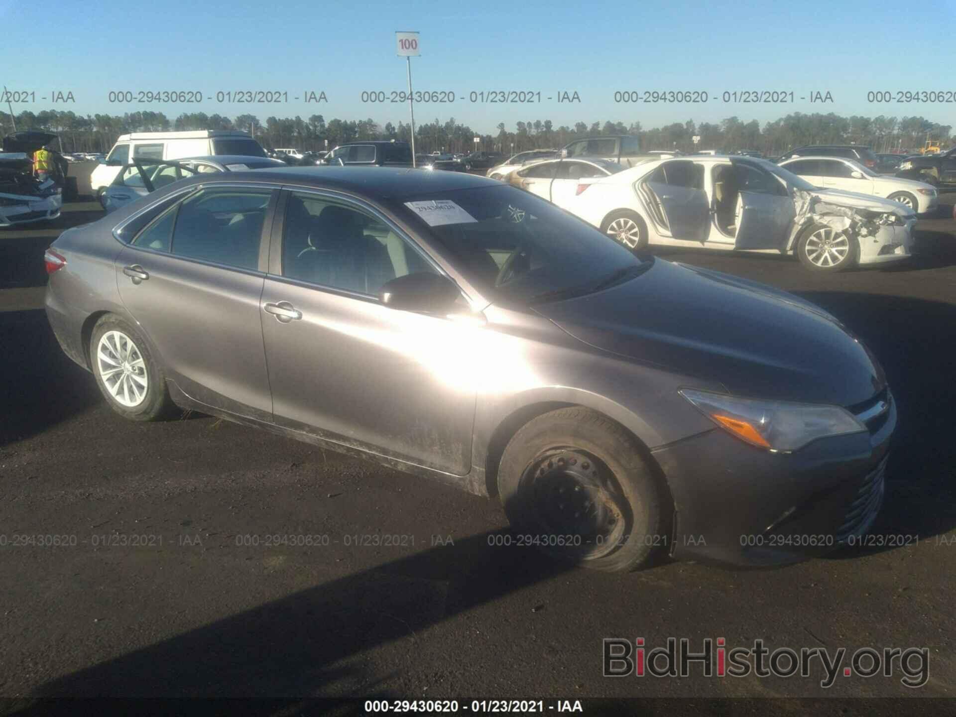 Photo 4T4BF1FK0FR512320 - TOYOTA CAMRY 2015