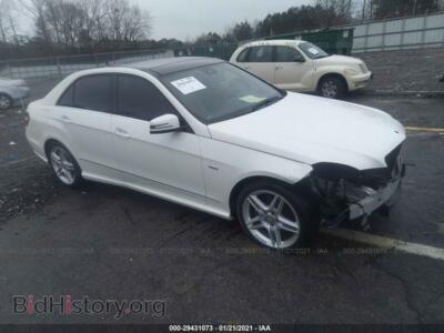 2012 Mercedes-Benz E-CLASS E 350, белый — VIN WDDHF8JB2CA622362, IAAI