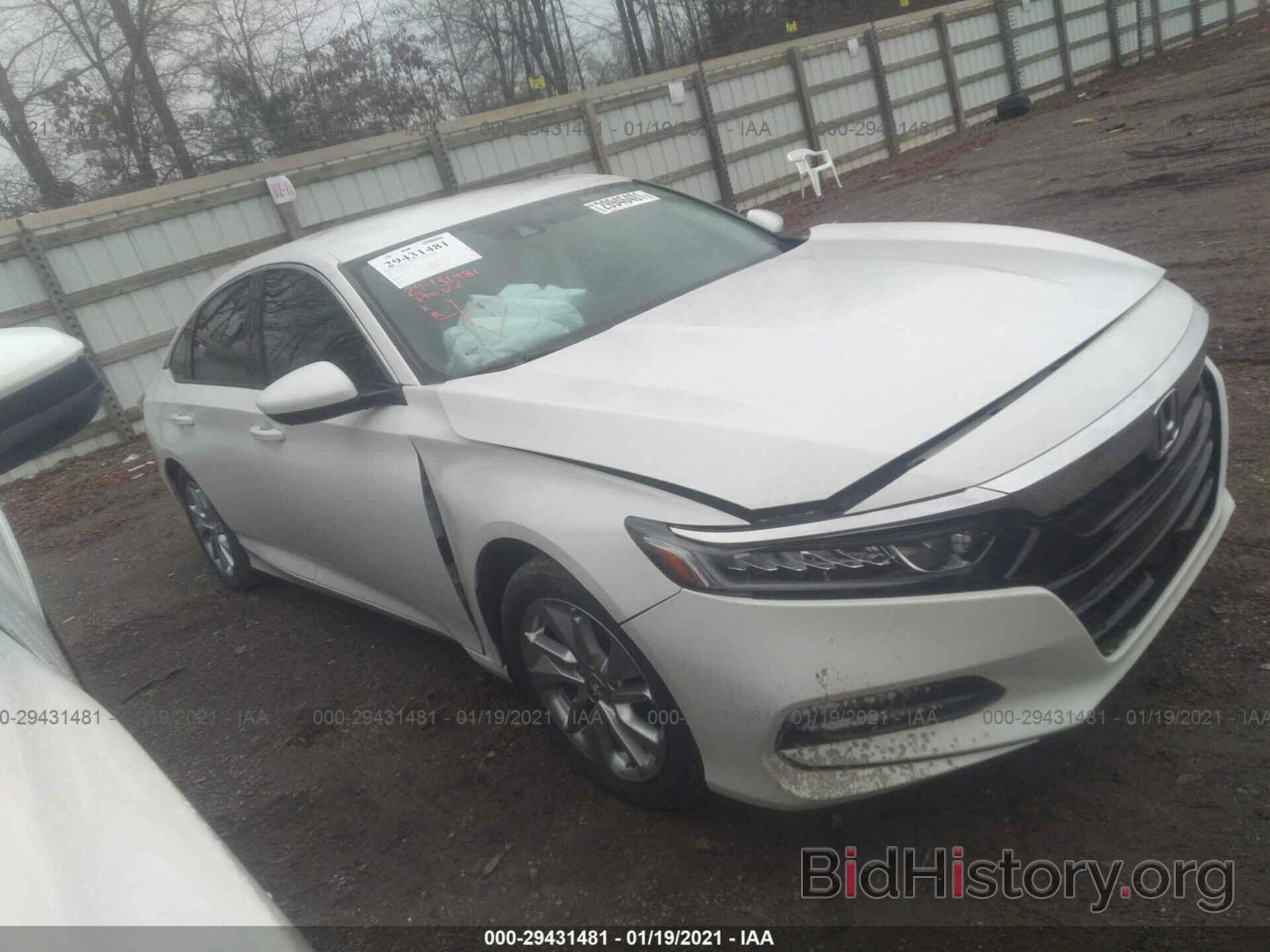 Photo 1HGCV1F12JA183211 - HONDA ACCORD SEDAN 2018