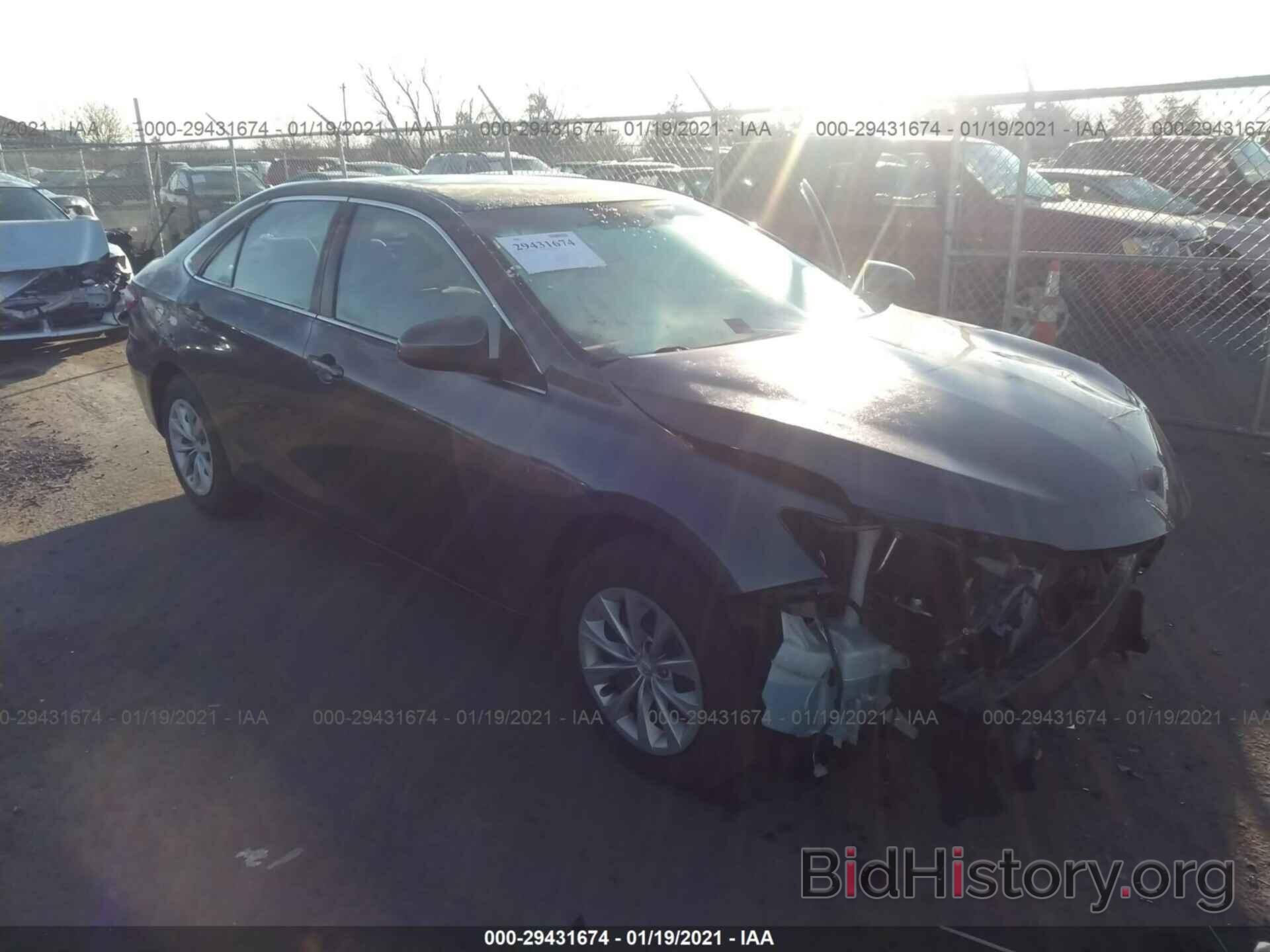 Photo 4T4BF1FK8GR542182 - TOYOTA CAMRY 2016