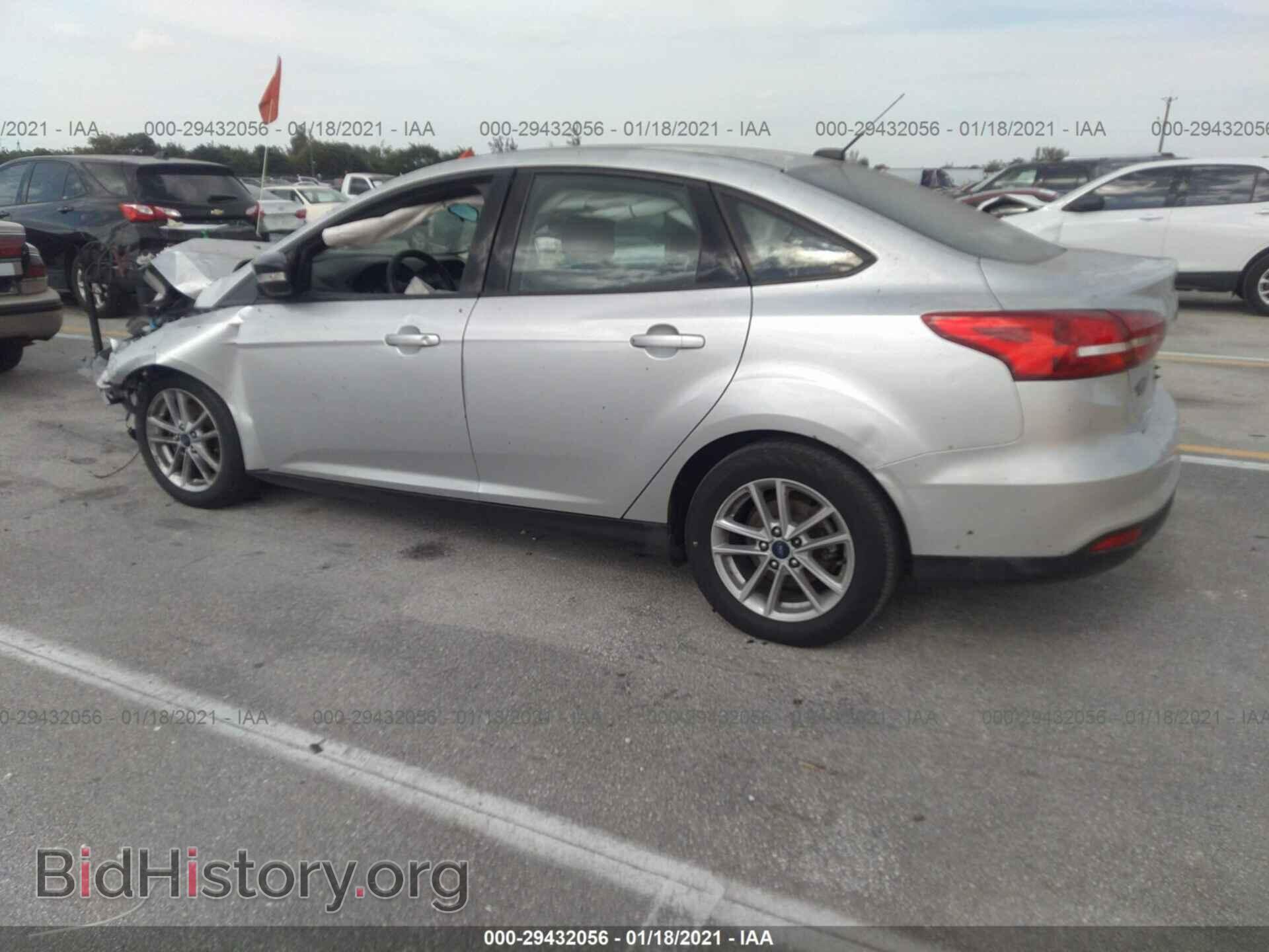 2018 FORD FOCUS - VIN: 1FADP3FE4JL214738 - Фото 3