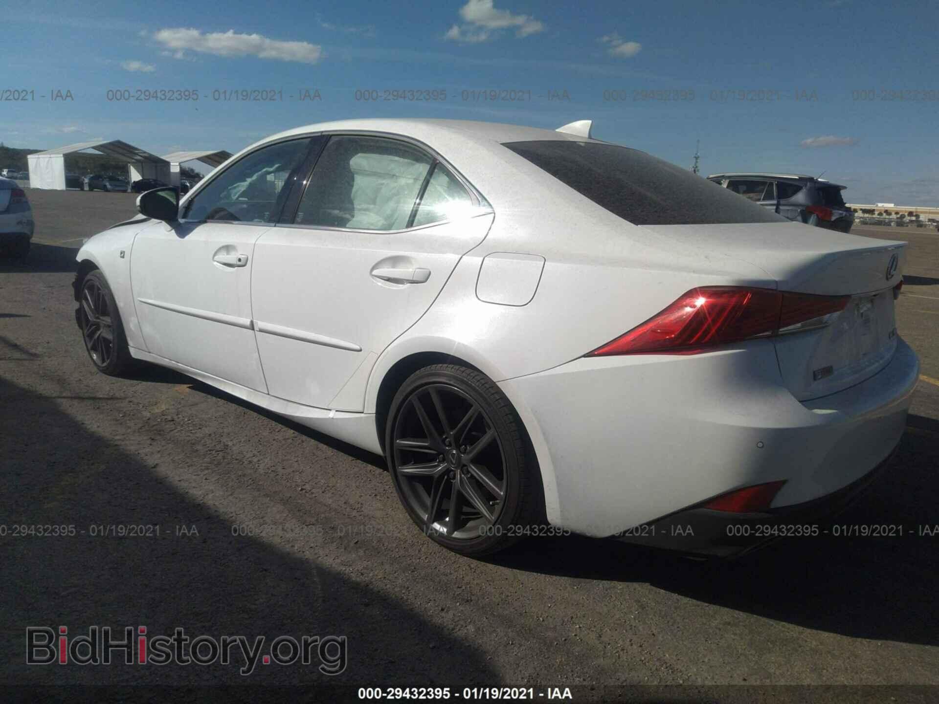 2019 LEXUS IS - VIN: JTHBA1D22K5089193 - Фото 3