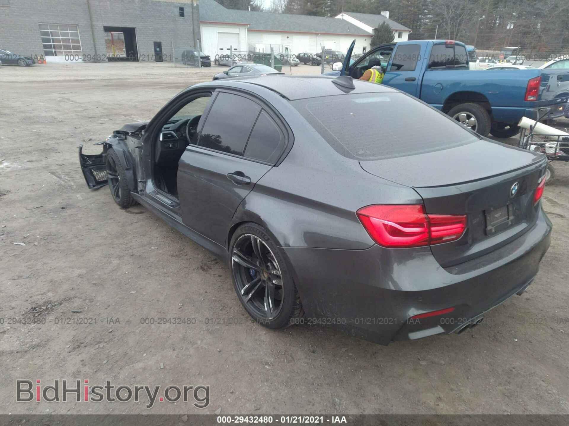 2017 BMW M3 - VIN: WBS8M9C53H5G84636 - Photo 3