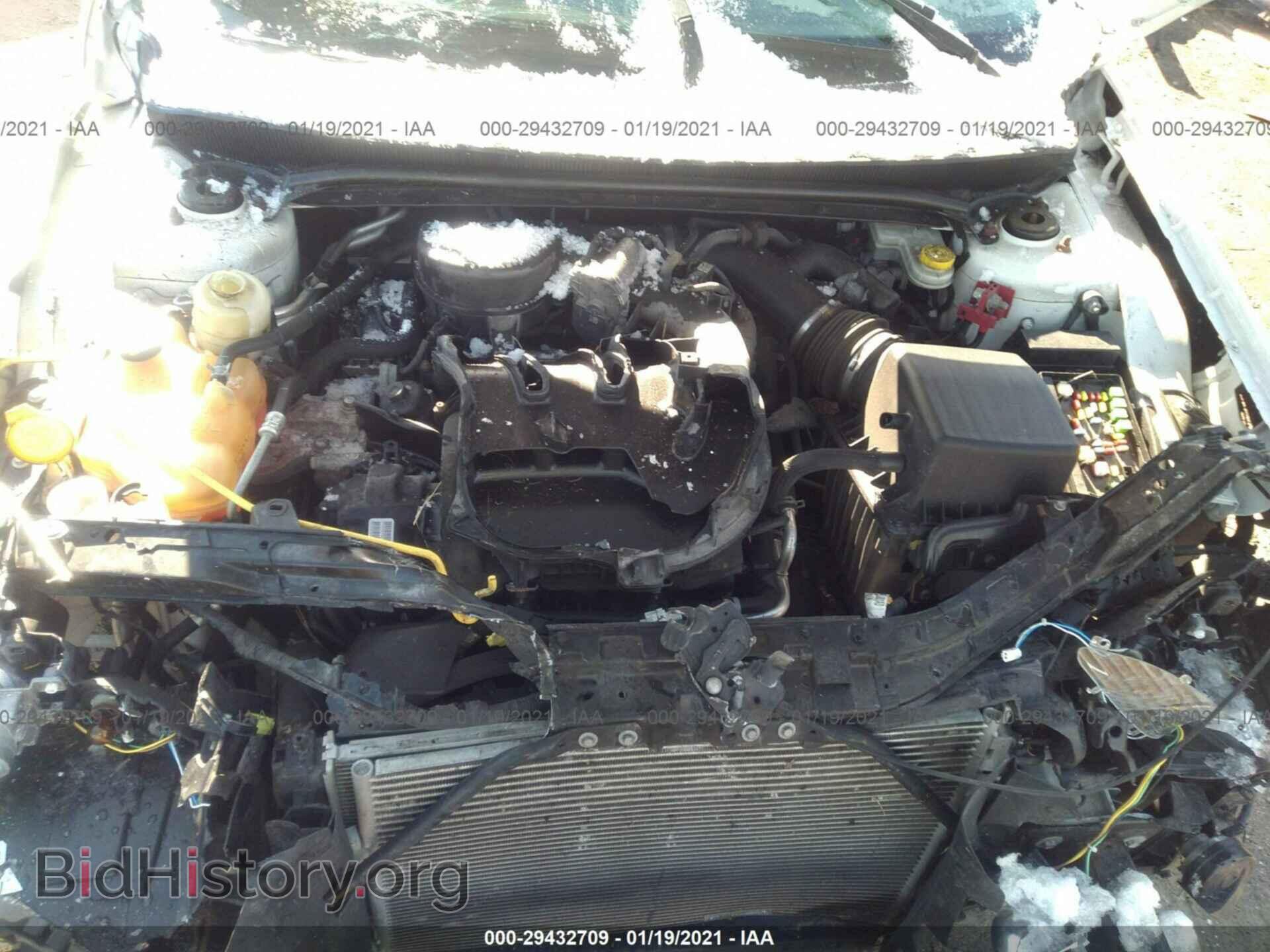 2013 CHRYSLER 200 - VIN: 1C3CCBAG8DN591364 - Фото 10