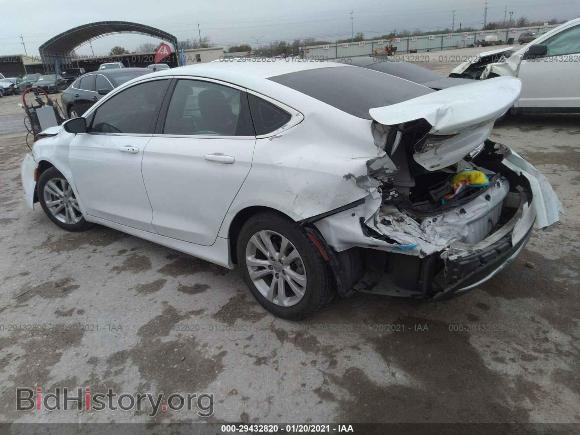 2015 CHRYSLER 200 - VIN: 1C3CCCABXFN589841 - Фото 3