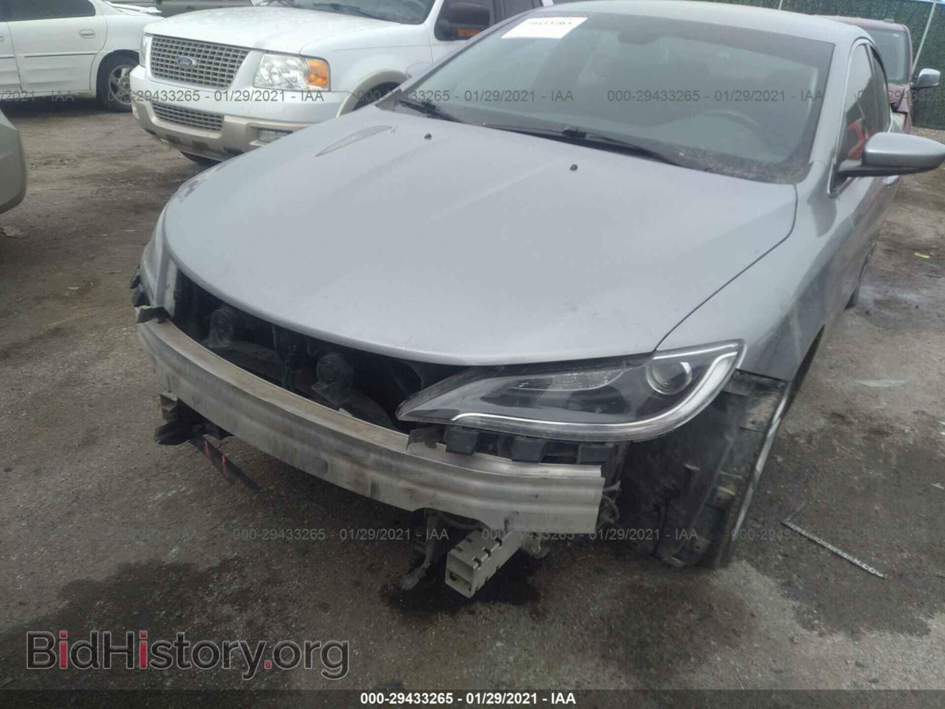 2016 CHRYSLER 200 - VIN: 1C3CCCFB5GN194377 - Фото 6