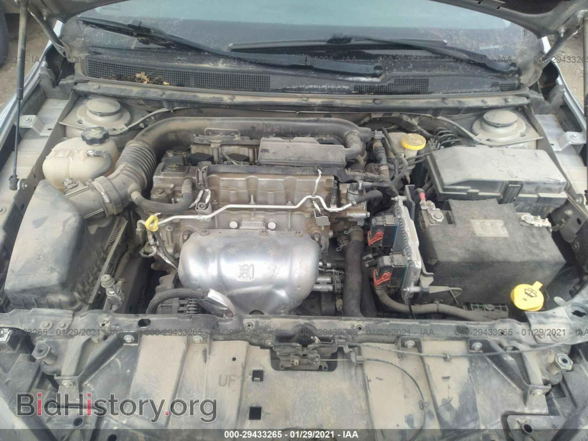 2016 CHRYSLER 200 - VIN: 1C3CCCFB5GN194377 - Фото 10