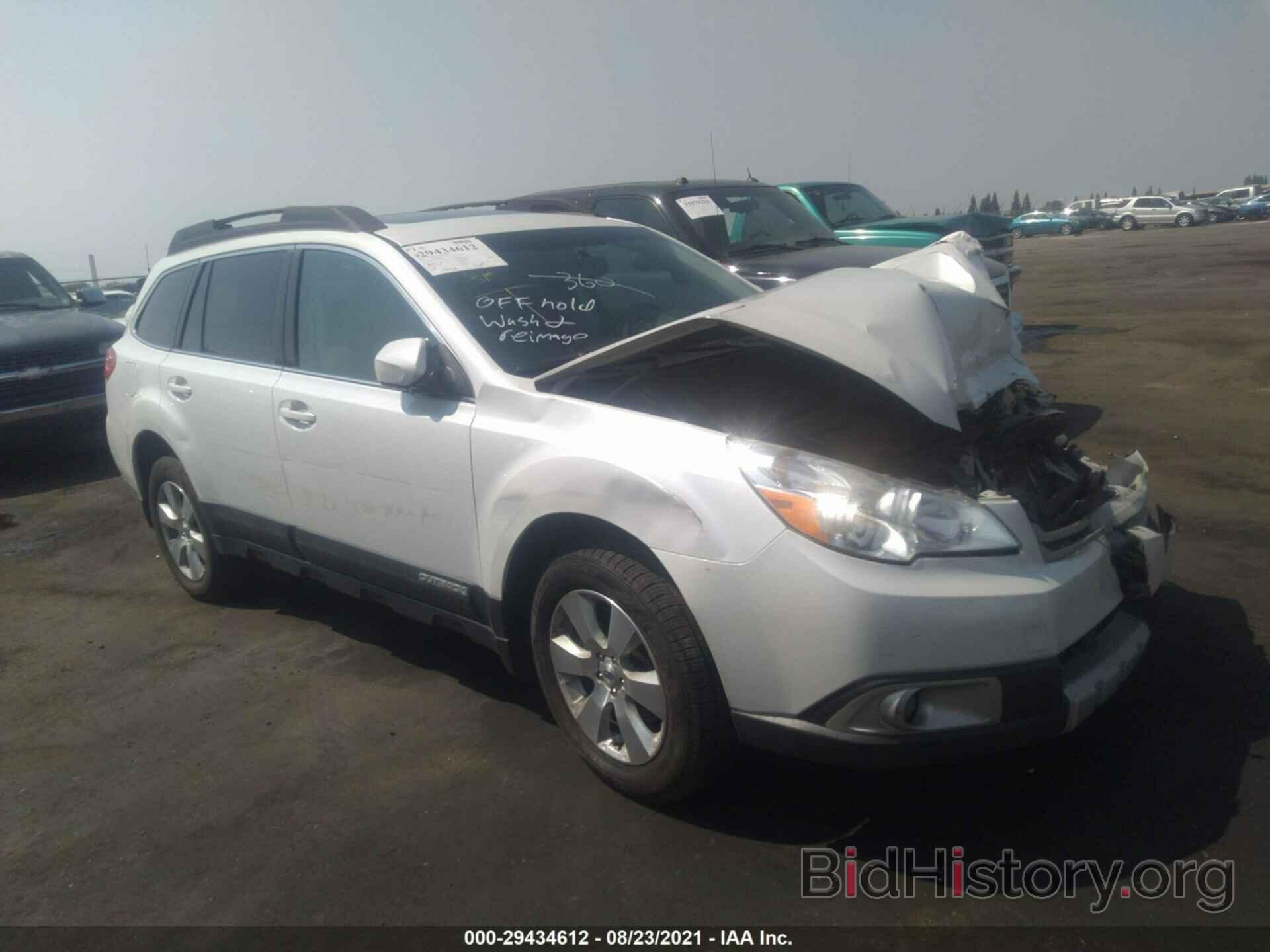 Photo 4S4BRDKCXB2426973 - SUBARU OUTBACK 2011