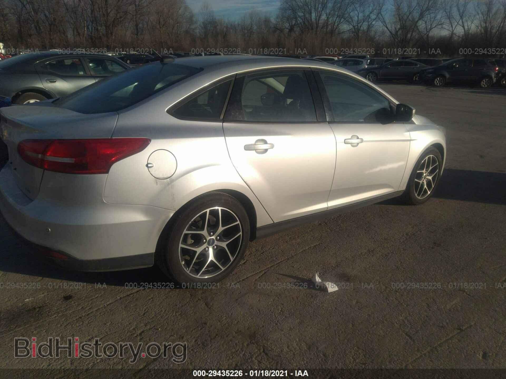2017 FORD FOCUS - VIN: 1FADP3H29HL272180 - Фото 4
