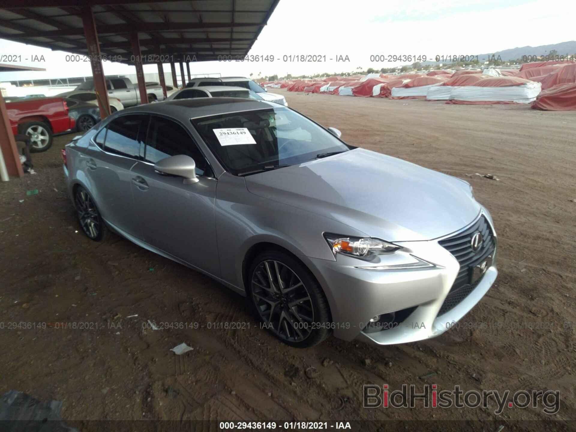 Фотография JTHBA1D28G5020595 - LEXUS IS 200T 2016