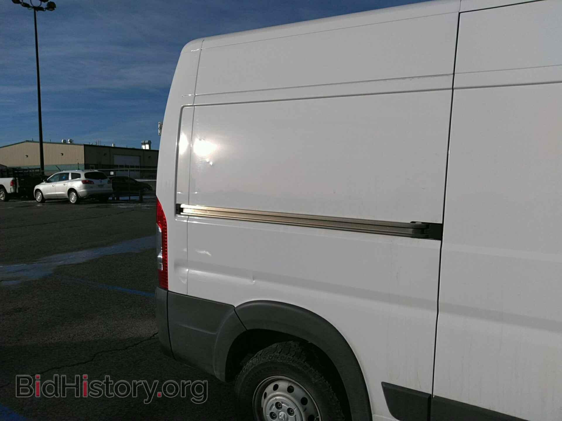 2017 RAM PROMASTER CARGO VAN - VIN: 3C6TRVBG5HE534471 - Фото 2