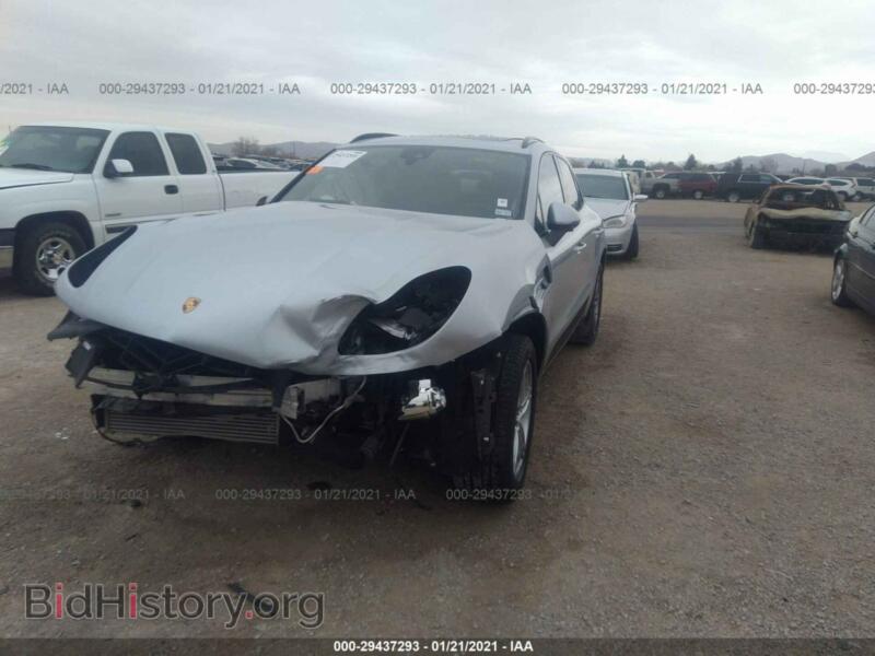 2017 Porsche MACAN (VIN WP1AA2A57HLB06610) — photo 2 of 12