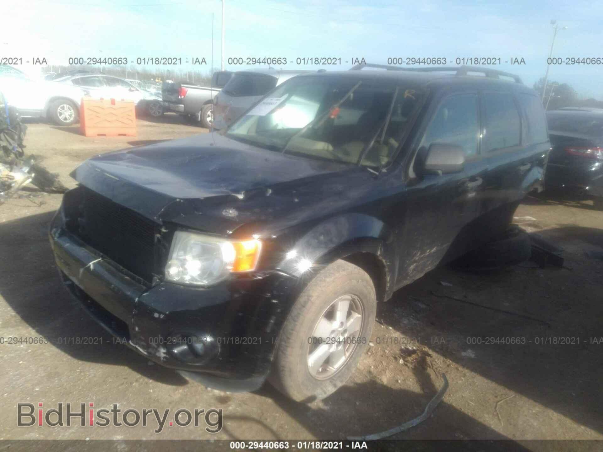 2010 FORD ESCAPE - VIN: 1FMCU0DG5AKB43696 - Фото 2