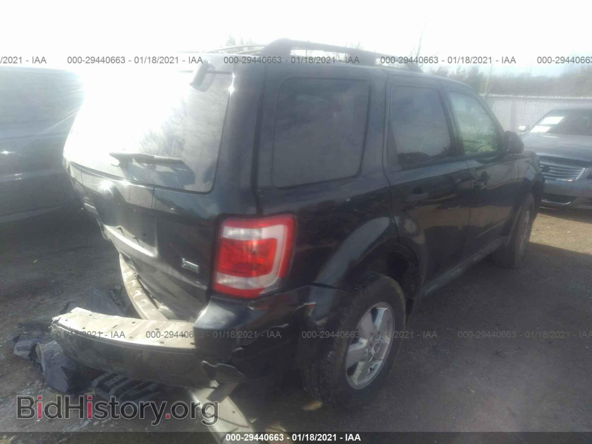 2010 FORD ESCAPE - VIN: 1FMCU0DG5AKB43696 - Фото 4