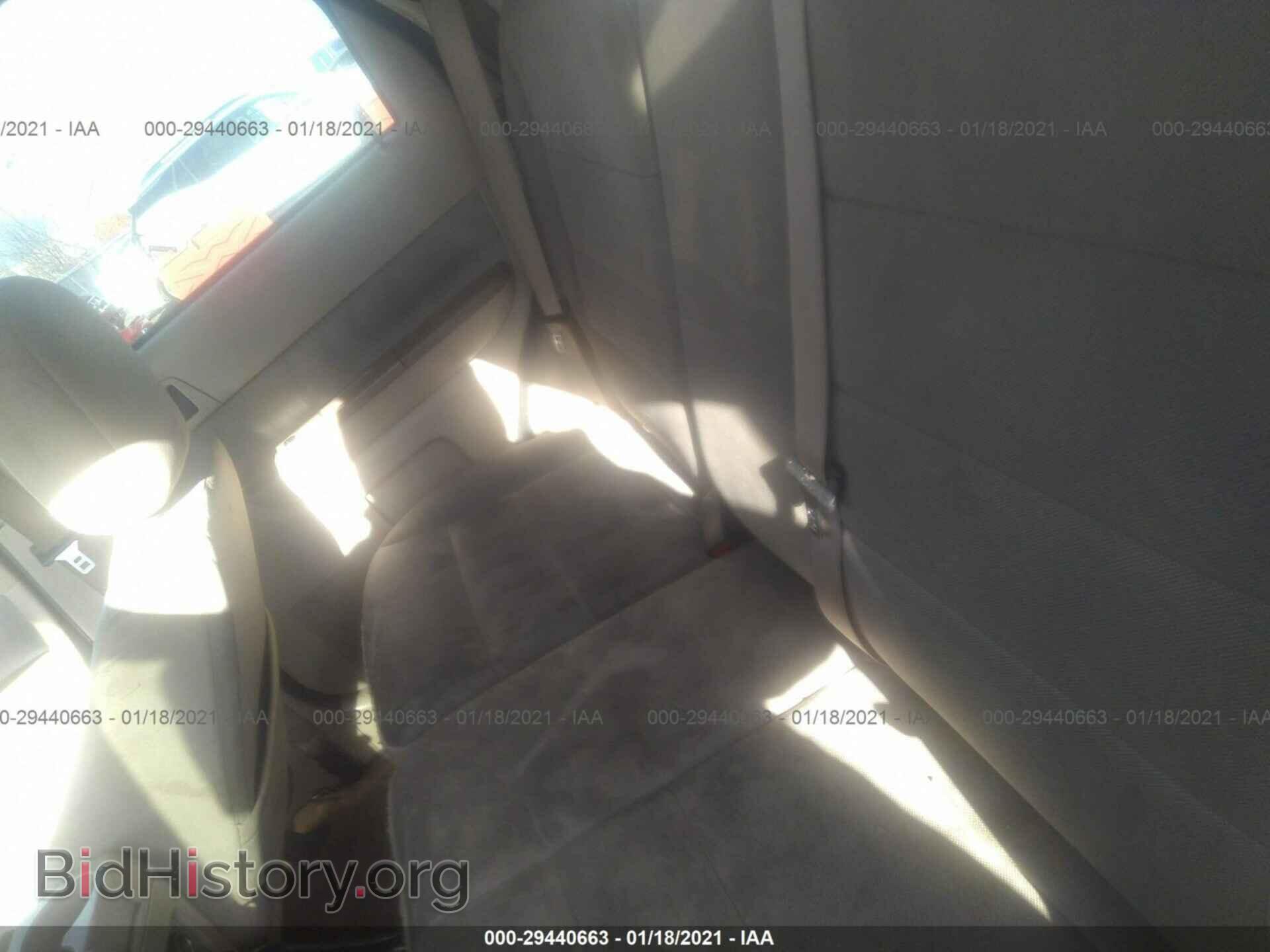 2010 FORD ESCAPE - VIN: 1FMCU0DG5AKB43696 - Фото 8