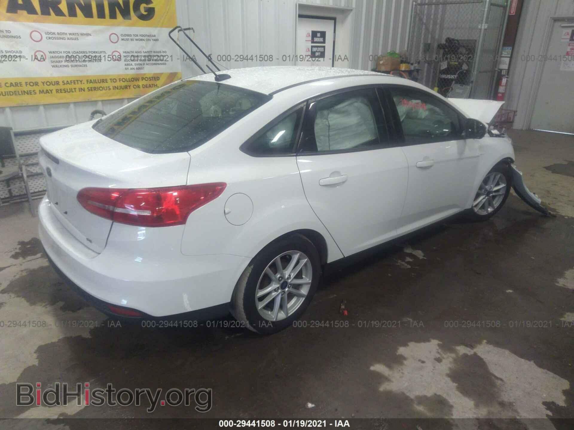 2017 FORD FOCUS - VIN: 1FADP3F24HL220832 - Фото 4