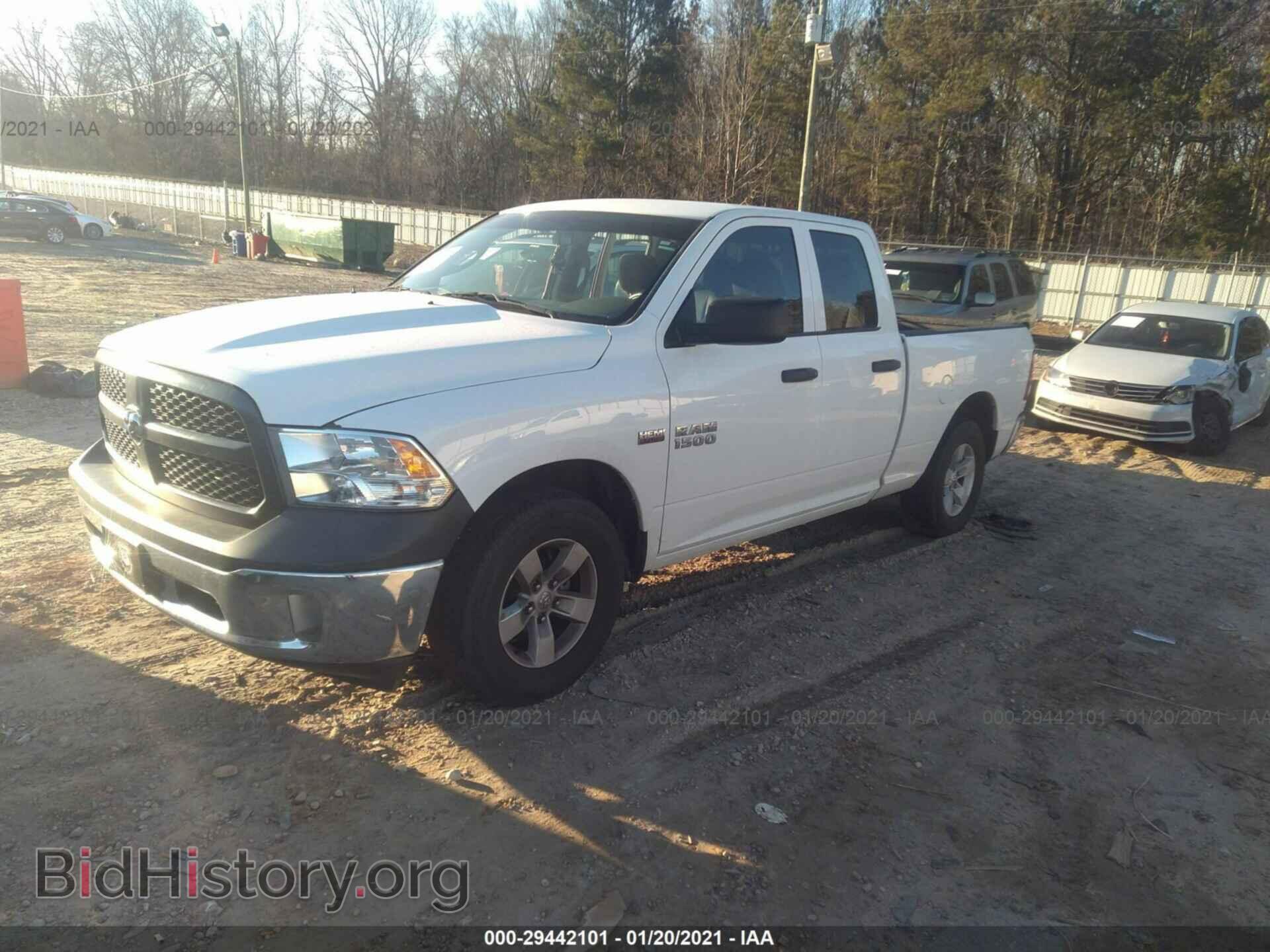 2017 RAM 1500 - VIN: 1C6RR6FT3HS791682 - Photo 2