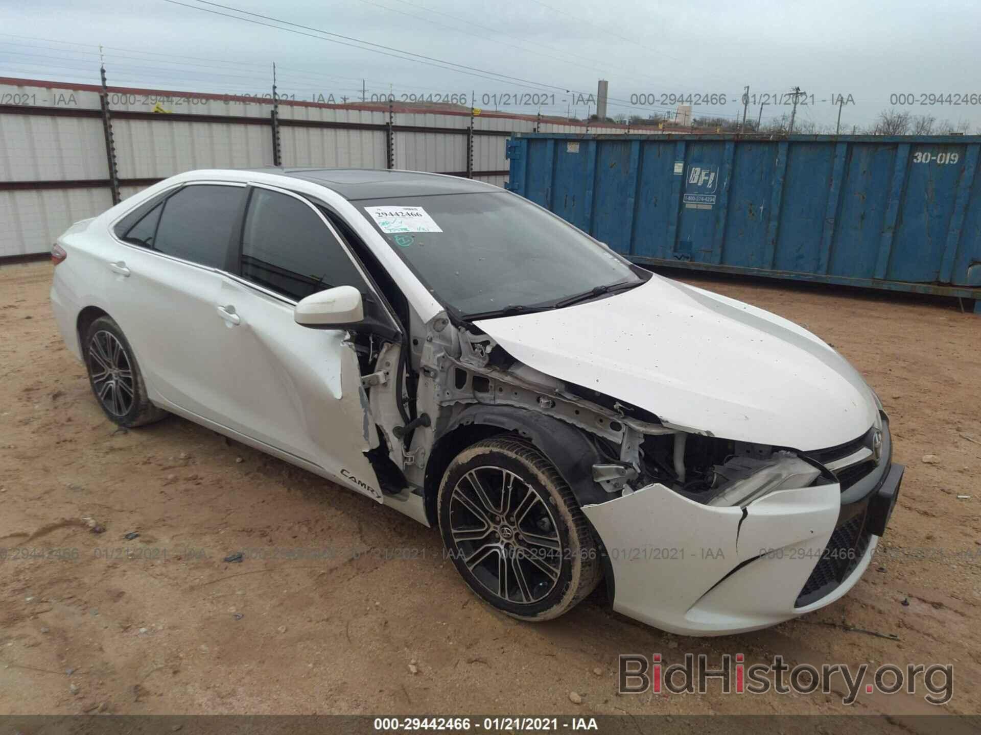 Photo 4T1BF1FK4GU148172 - TOYOTA CAMRY 2016