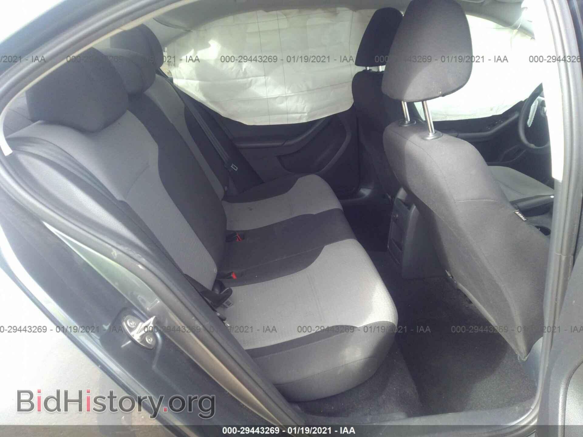 2017 VOLKSWAGEN JETTA - VIN: 3VW2B7AJ5HM372409 - Фото 8