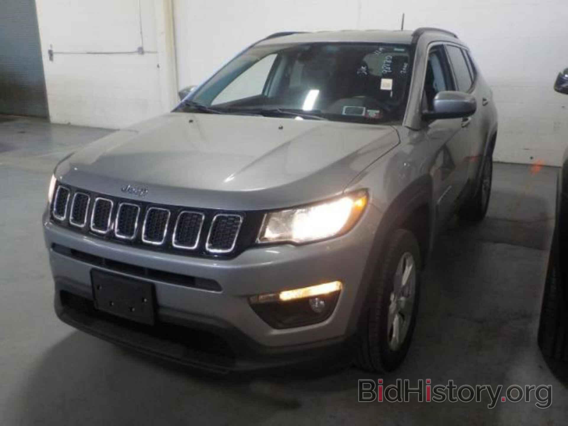 Фотография 3C4NJDBB3JT100588 - JEEP COMPASS 2018