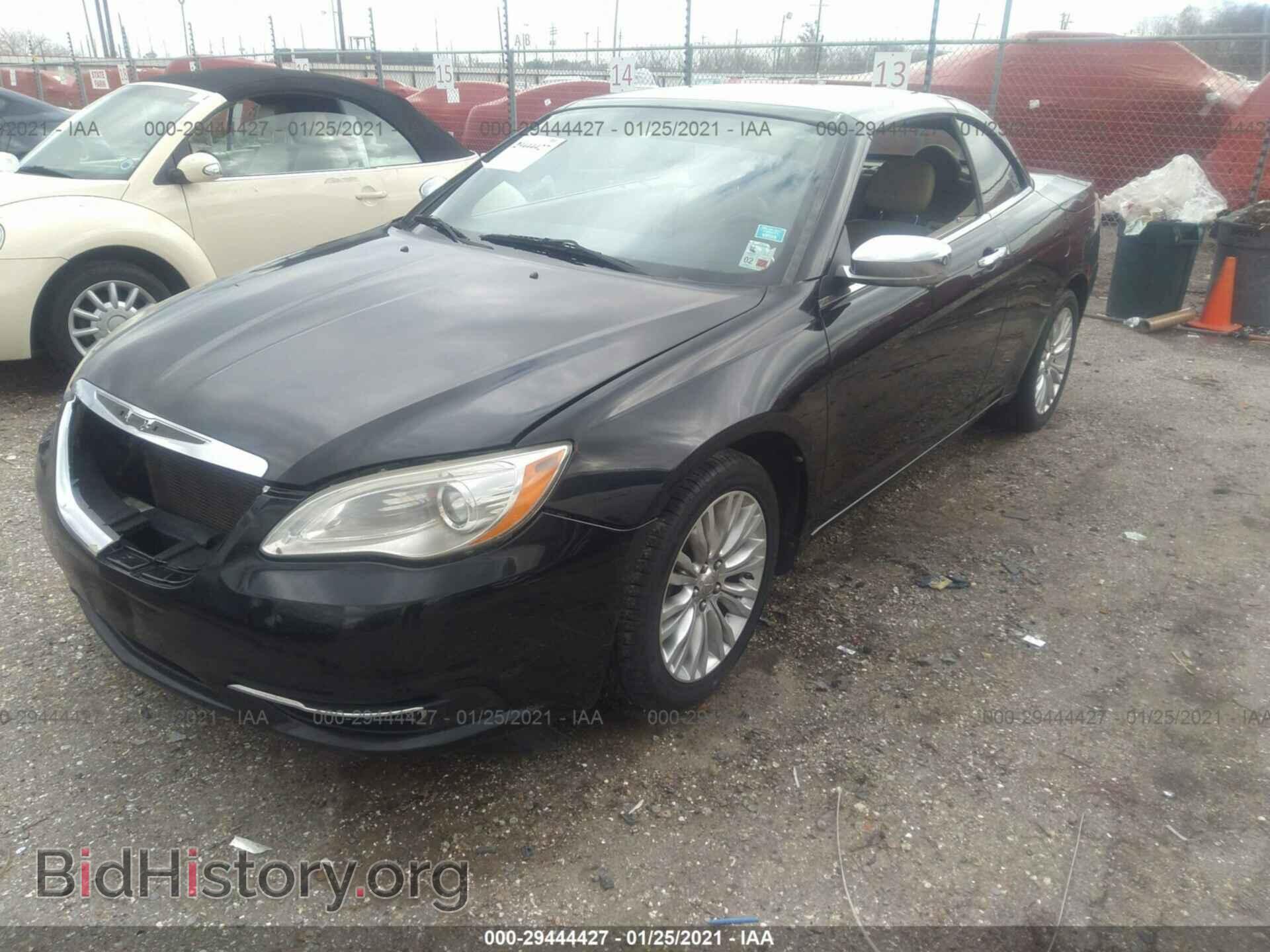 2011 CHRYSLER 200 - VIN: 1C3BC7EG9BN529973 - Фото 2