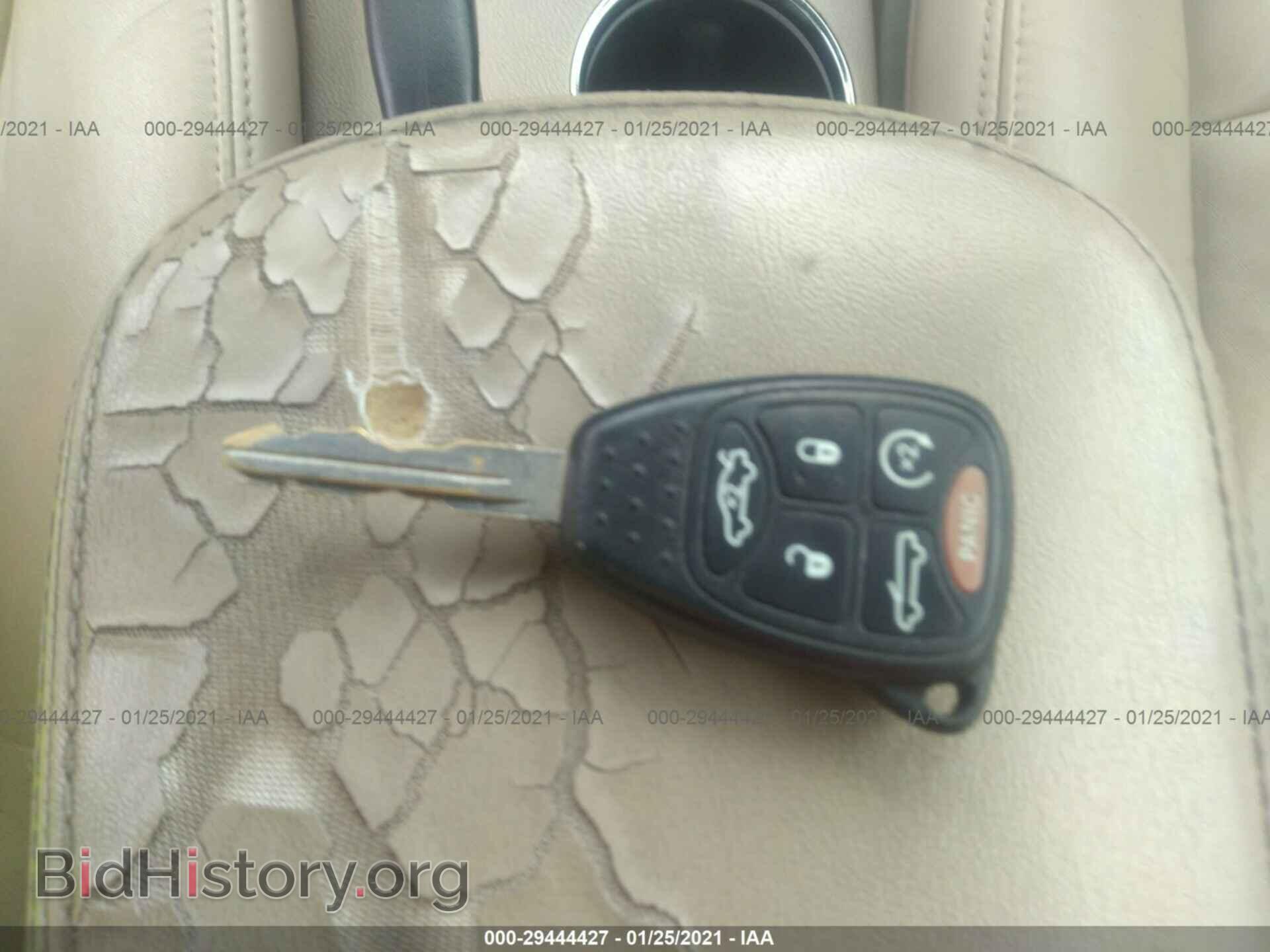 2011 CHRYSLER 200 - VIN: 1C3BC7EG9BN529973 - Фото 11