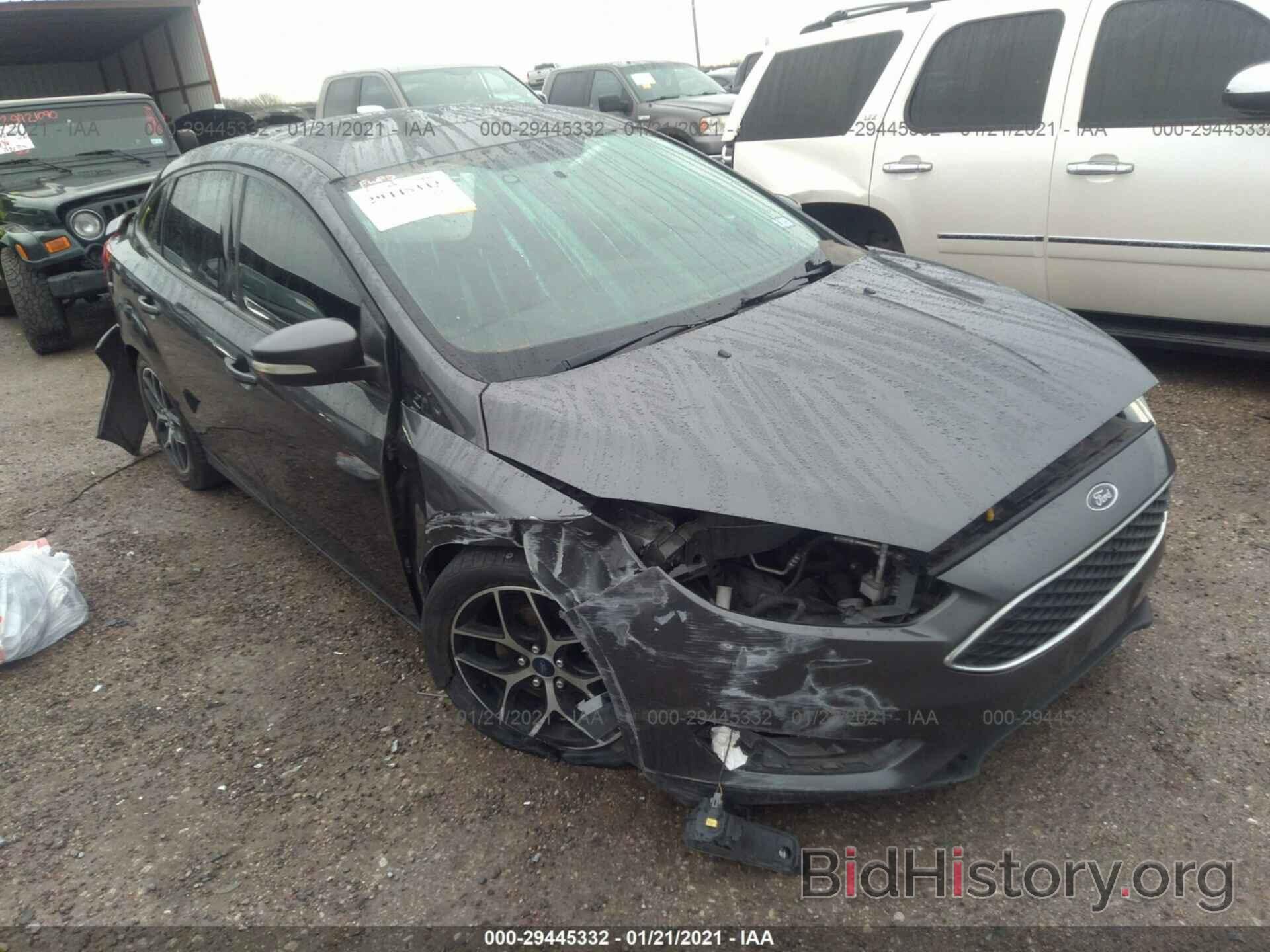 Photo 1FADP3H27HL214021 - FORD FOCUS 2017