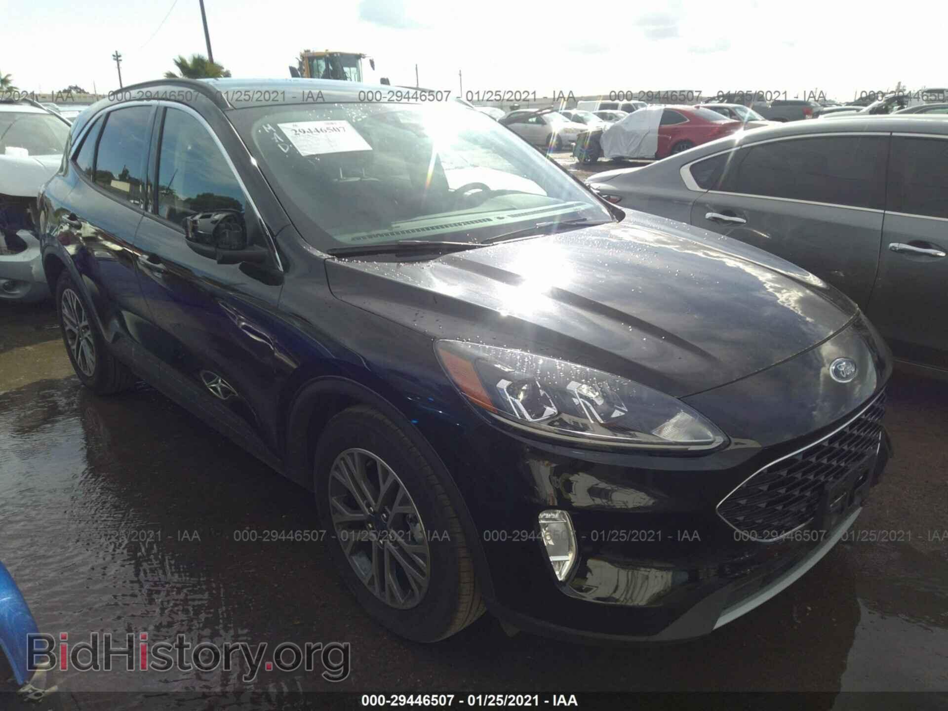 Photo 1FMCU0H6XLUA57163 - FORD ESCAPE 2020