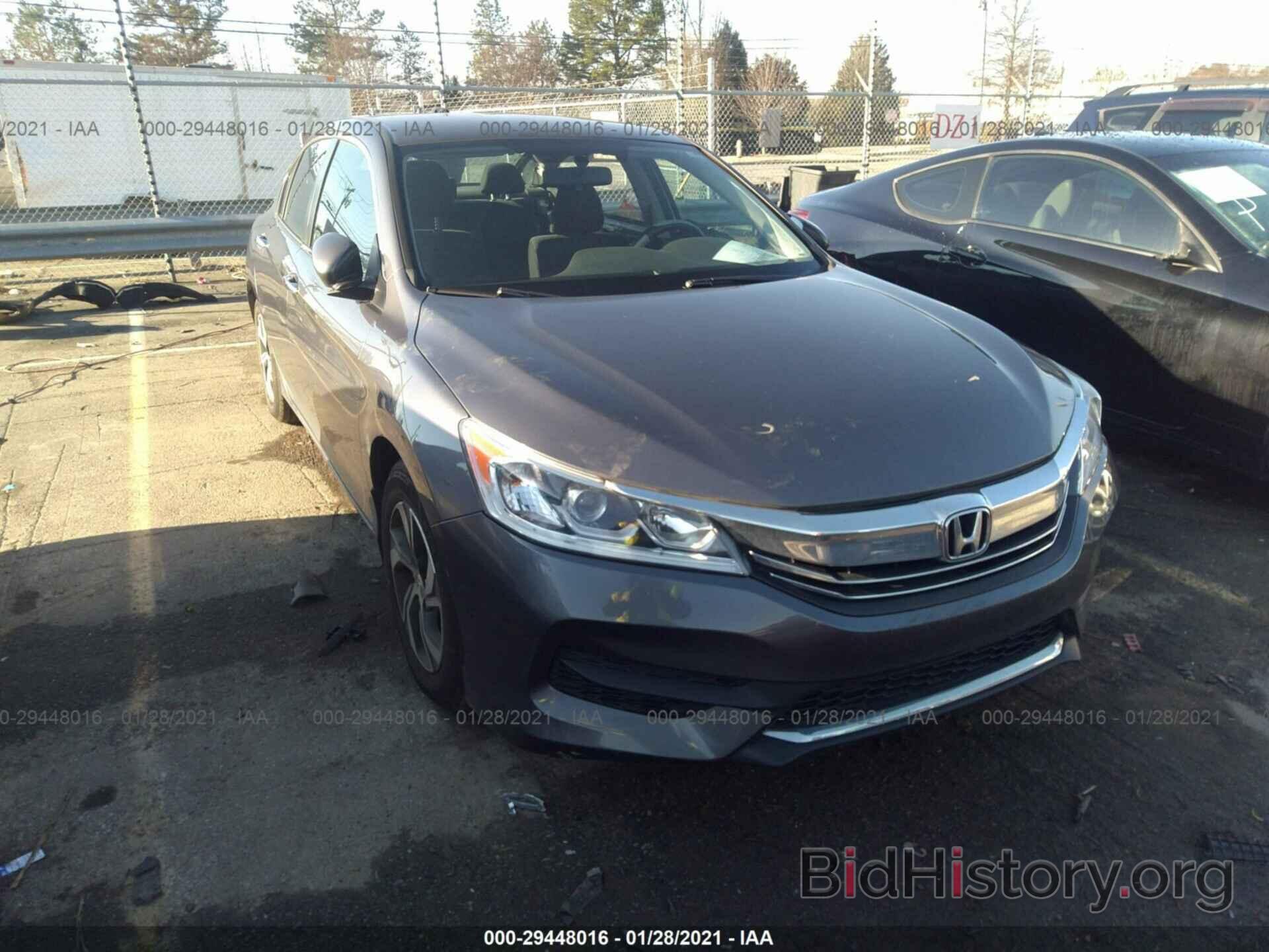 Photo 1HGCR2F34HA112677 - HONDA ACCORD SEDAN 2017