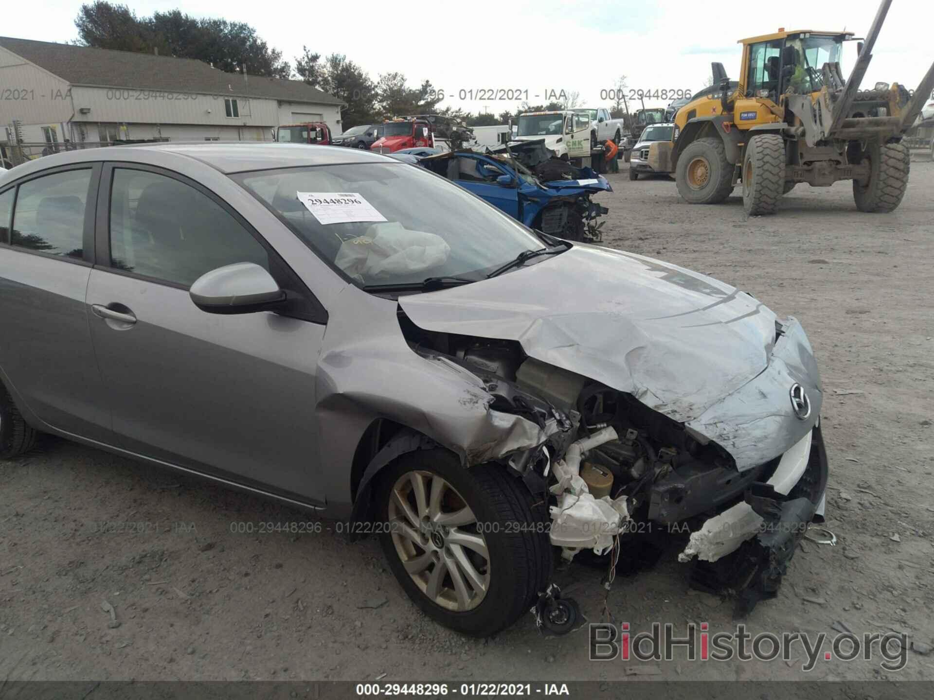 Photo JM1BL1VPXD1809940 - MAZDA MAZDA3 2013