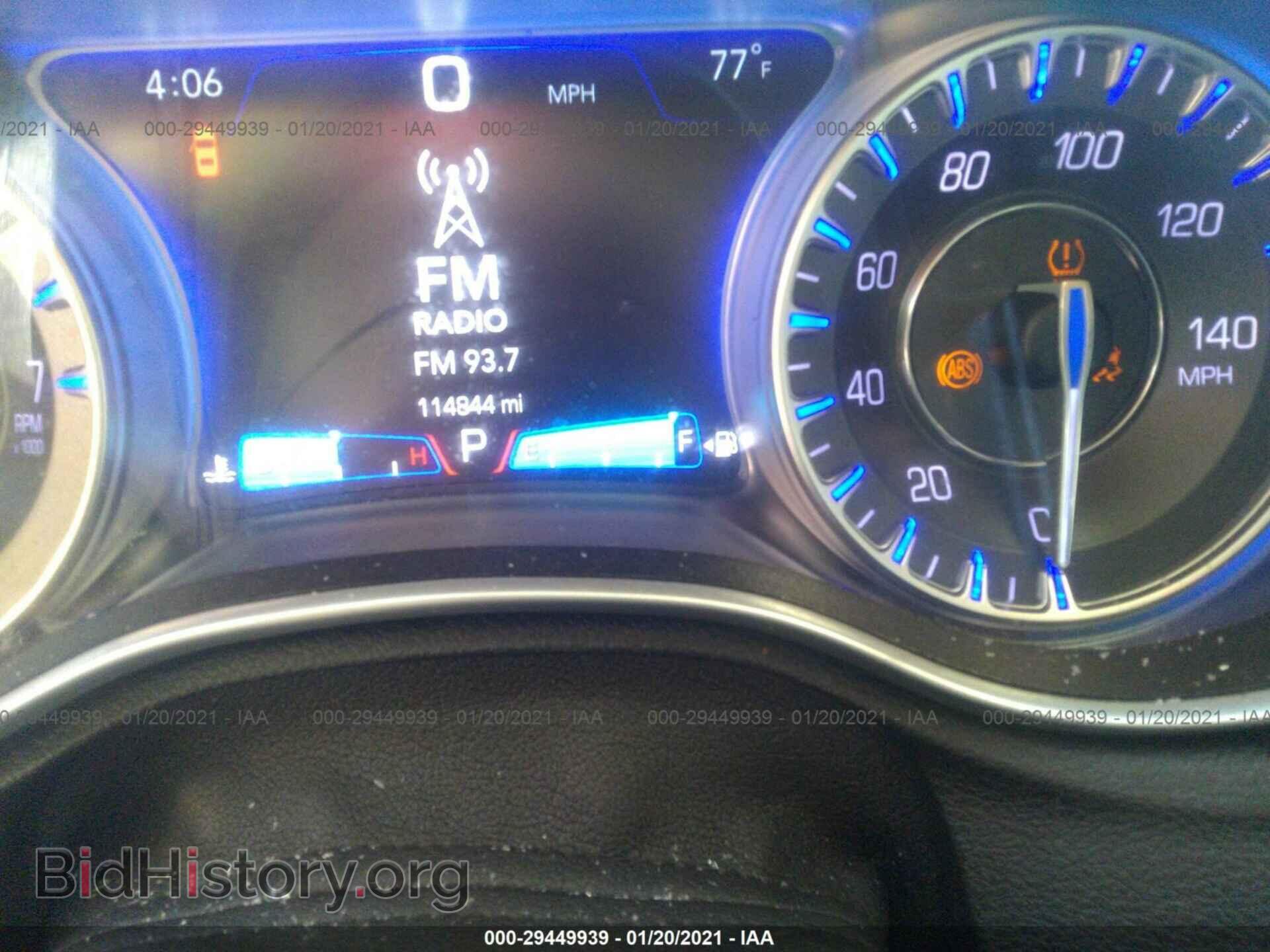 2016 CHRYSLER 300 - VIN: 2C3CCAEG8GH334335 - Photo 7